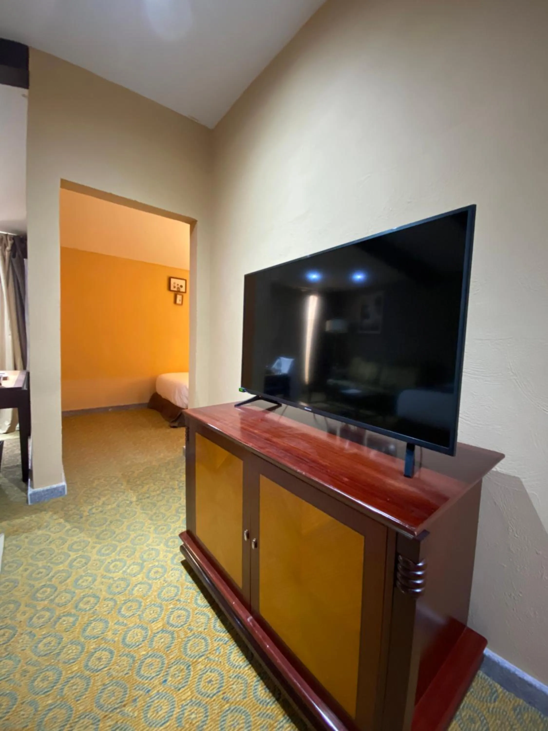 Desert Inn Resort and Camp