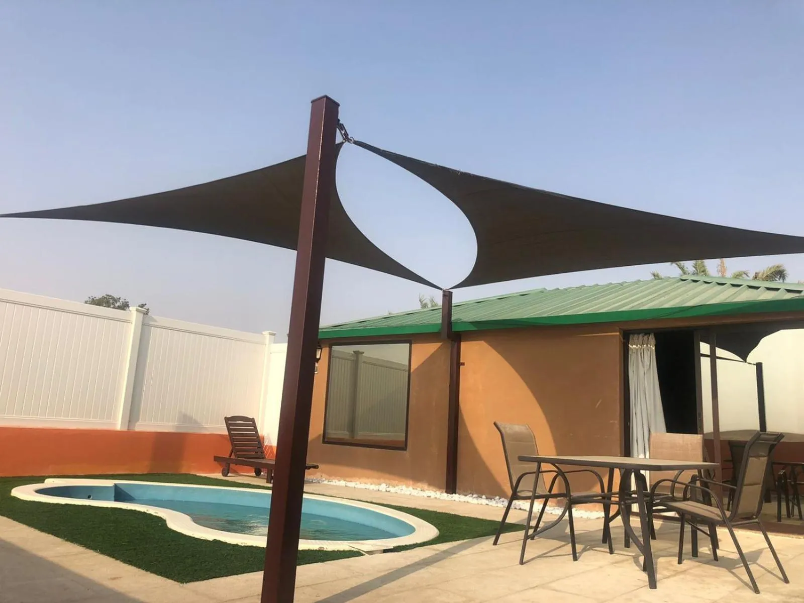 Desert Inn Resort and Camp