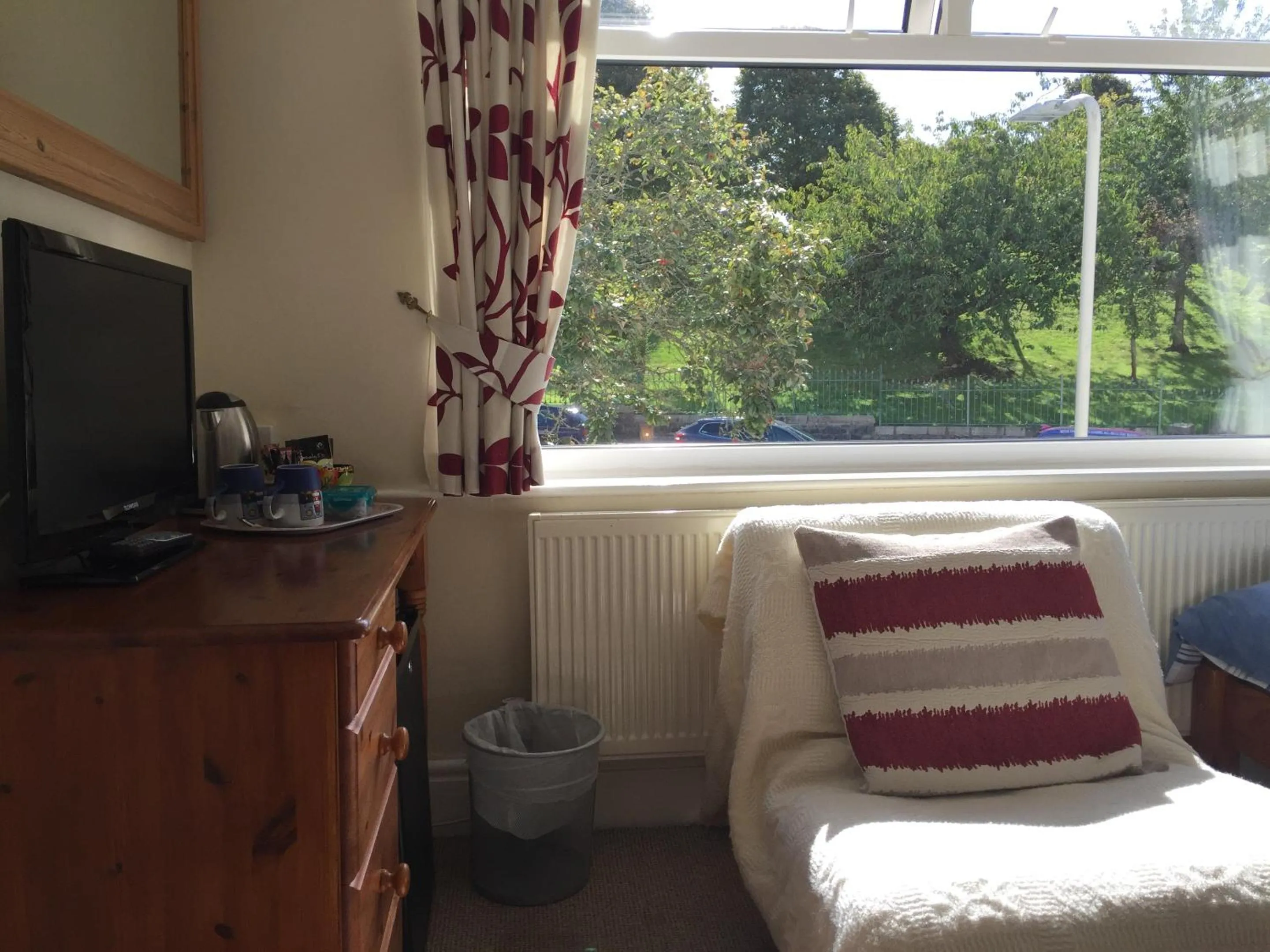Bedroom in Barbican Reach Guest House