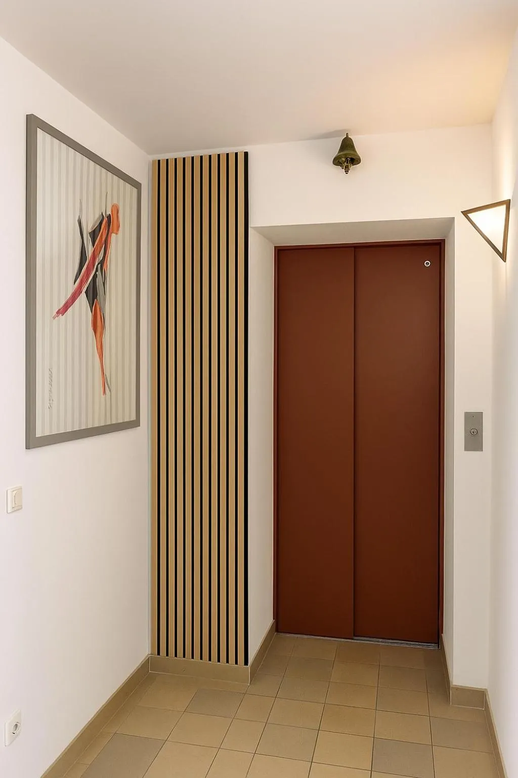 elevator in Hotel Villa Noel am Hauptbahnhof