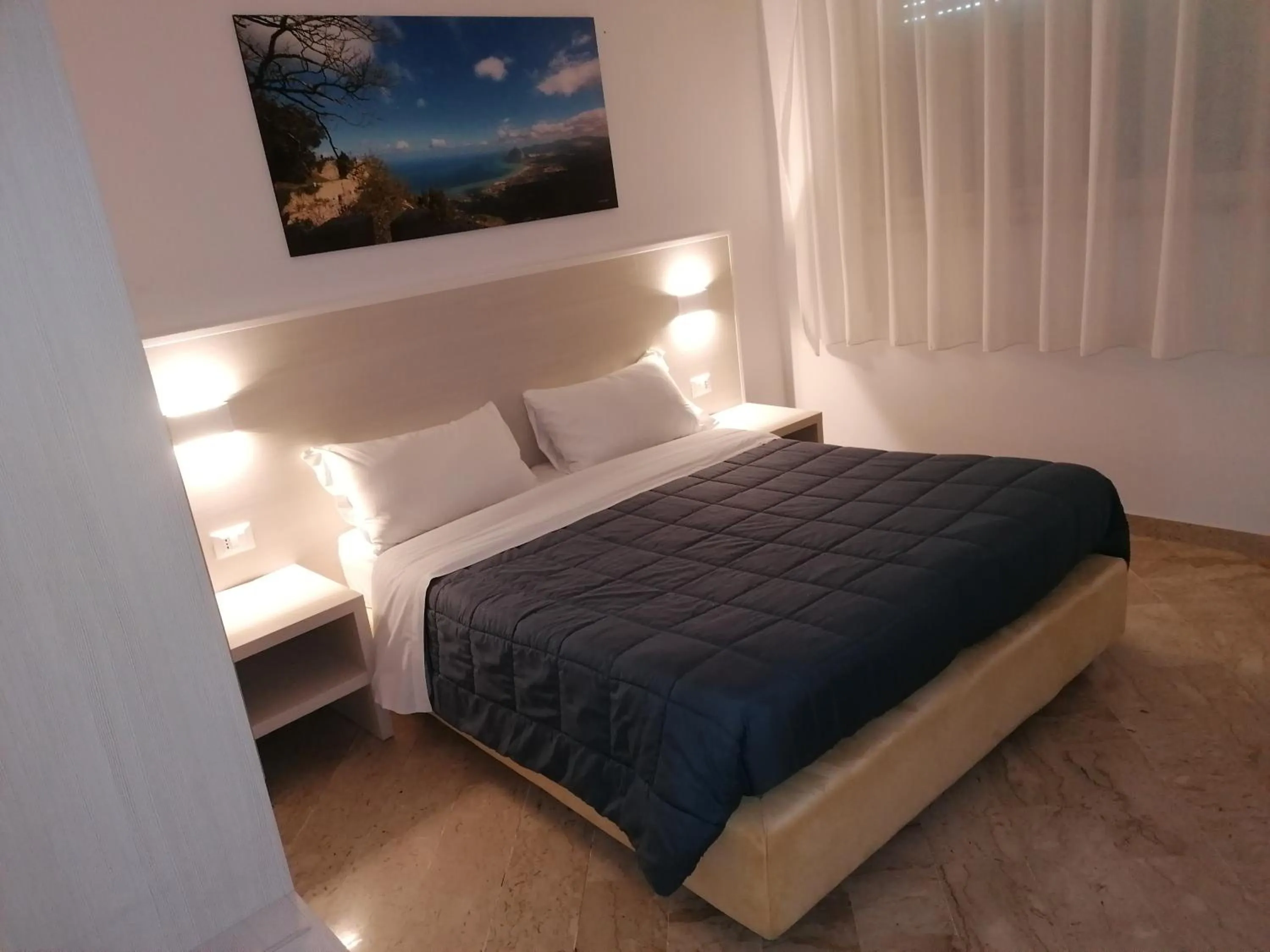 Bedroom, Bed in Zibibbo Beach Apartments - Trapani