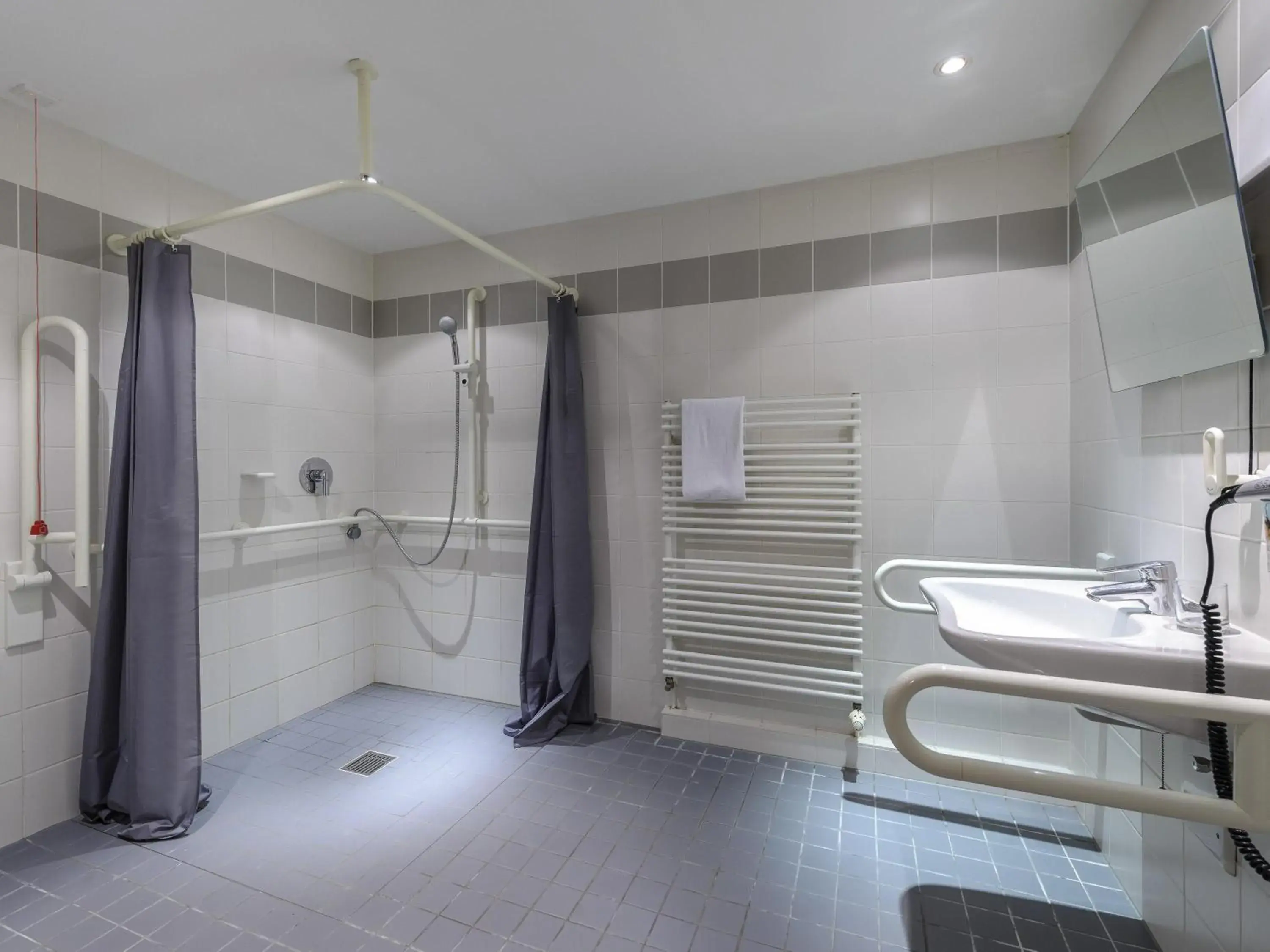 Bedroom in ibis Hotel München Messe Bedroom in ibis Hotel München Messe