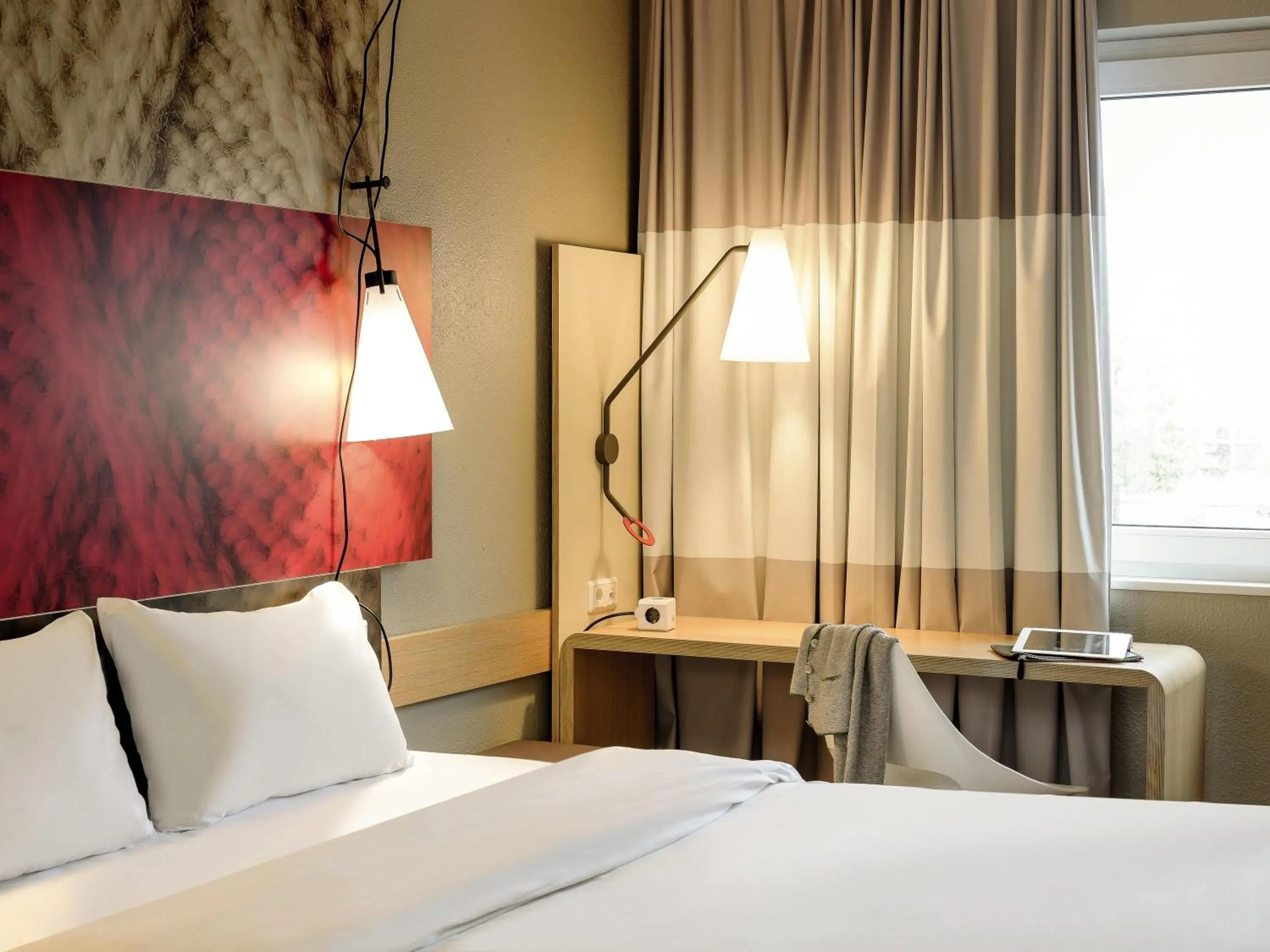 Bedroom, Bed in ibis Hotel München Messe