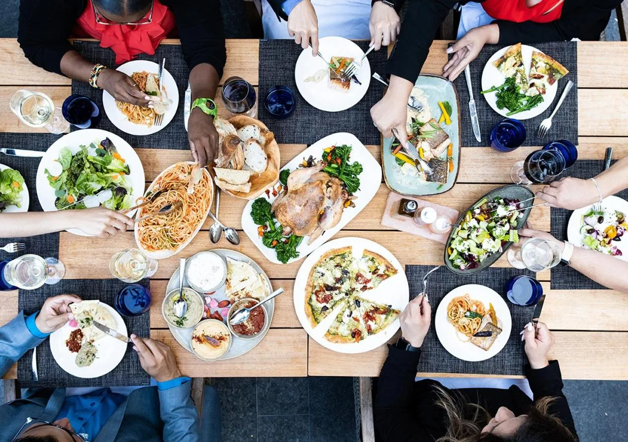 Food and drinks in Luskin Hotel