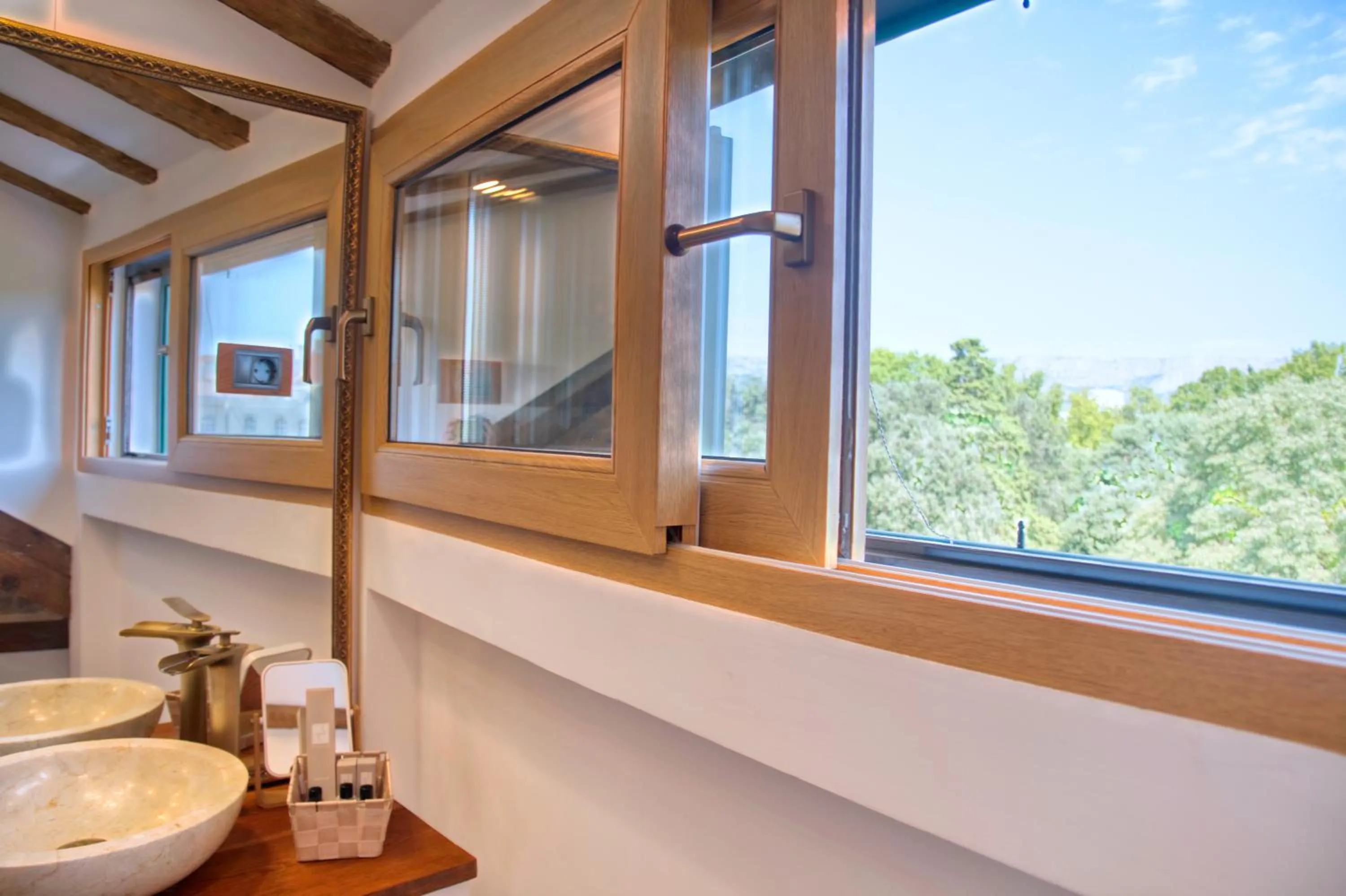 Bathroom in Oblivion Luxury Rooms