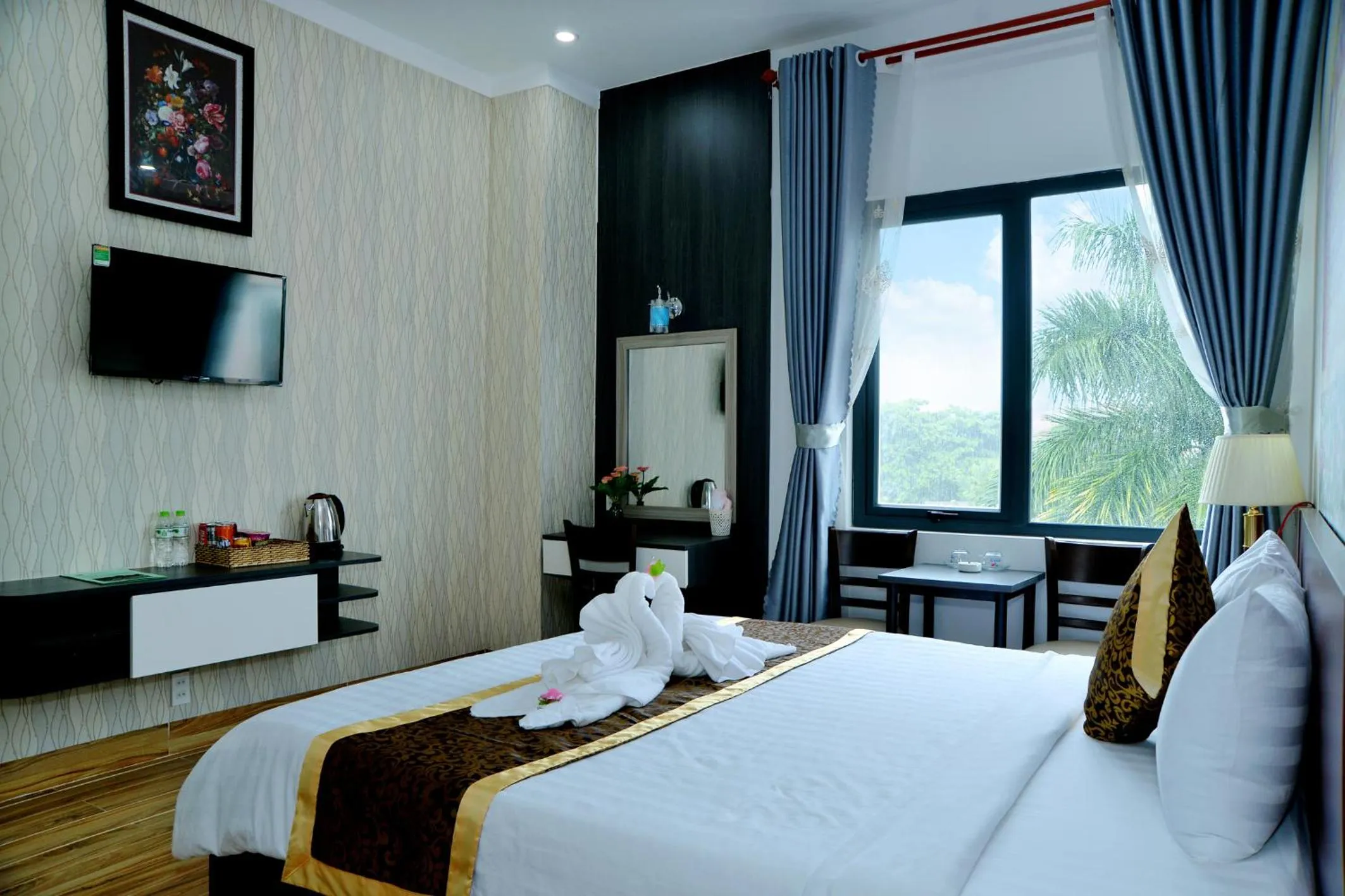 Bed in Buon Ma Thuot Hotel