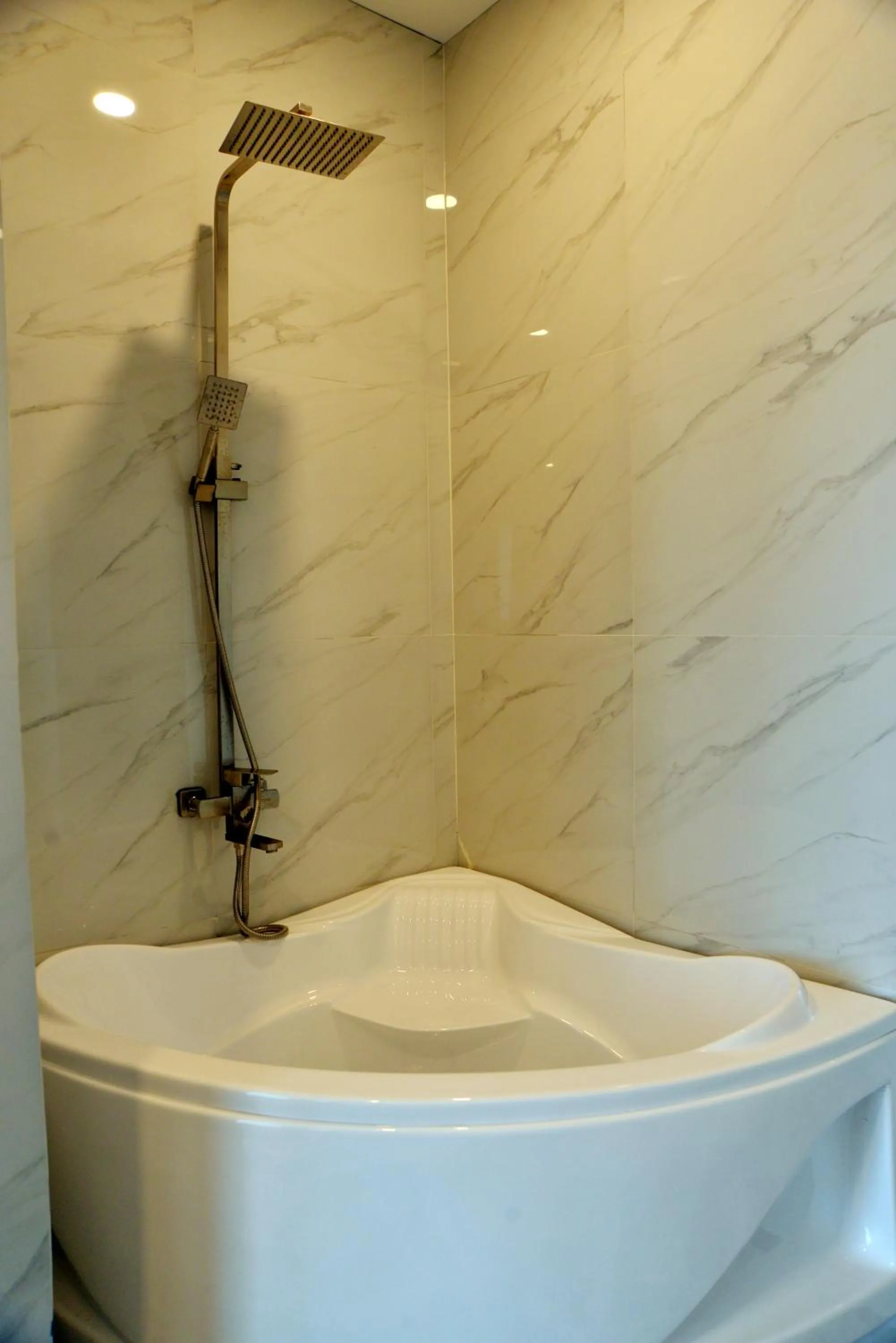 Bathroom in Buon Ma Thuot Hotel