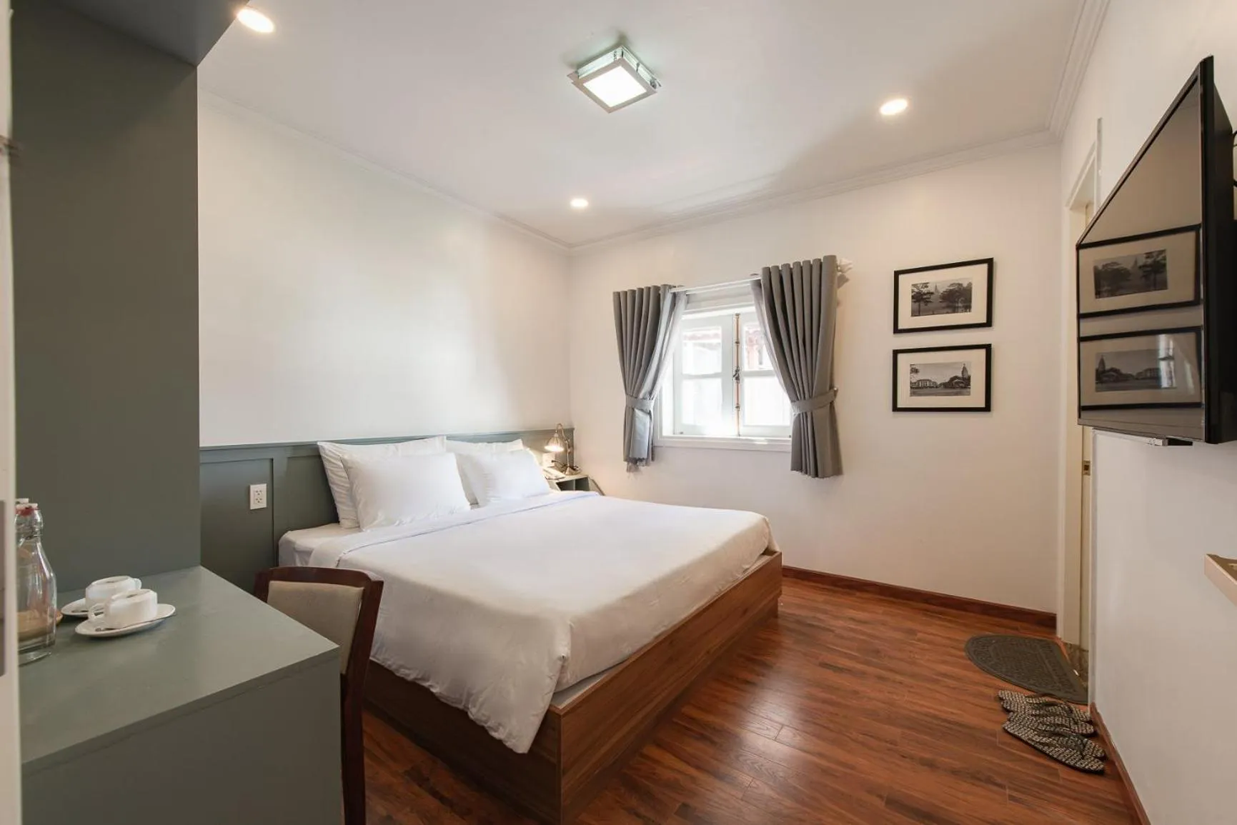 Bed in Le Soleil Boutique Hotel