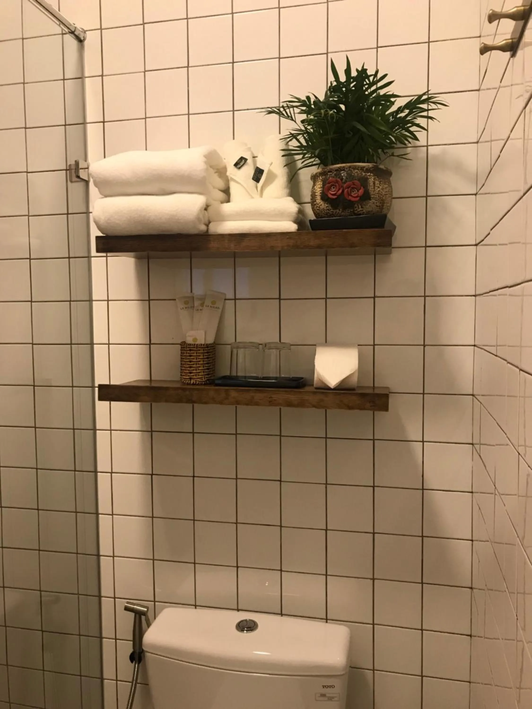 Toilet in Le Soleil Boutique Hotel