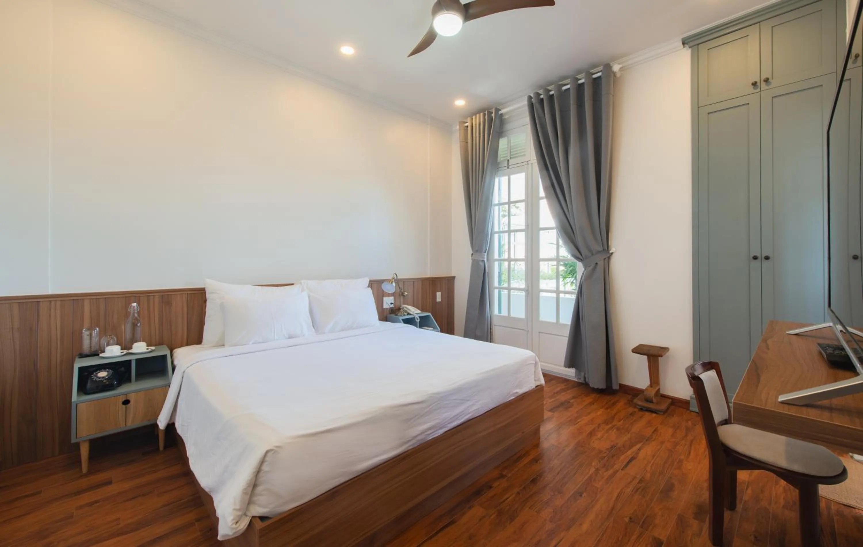 Bed in Le Soleil Boutique Hotel