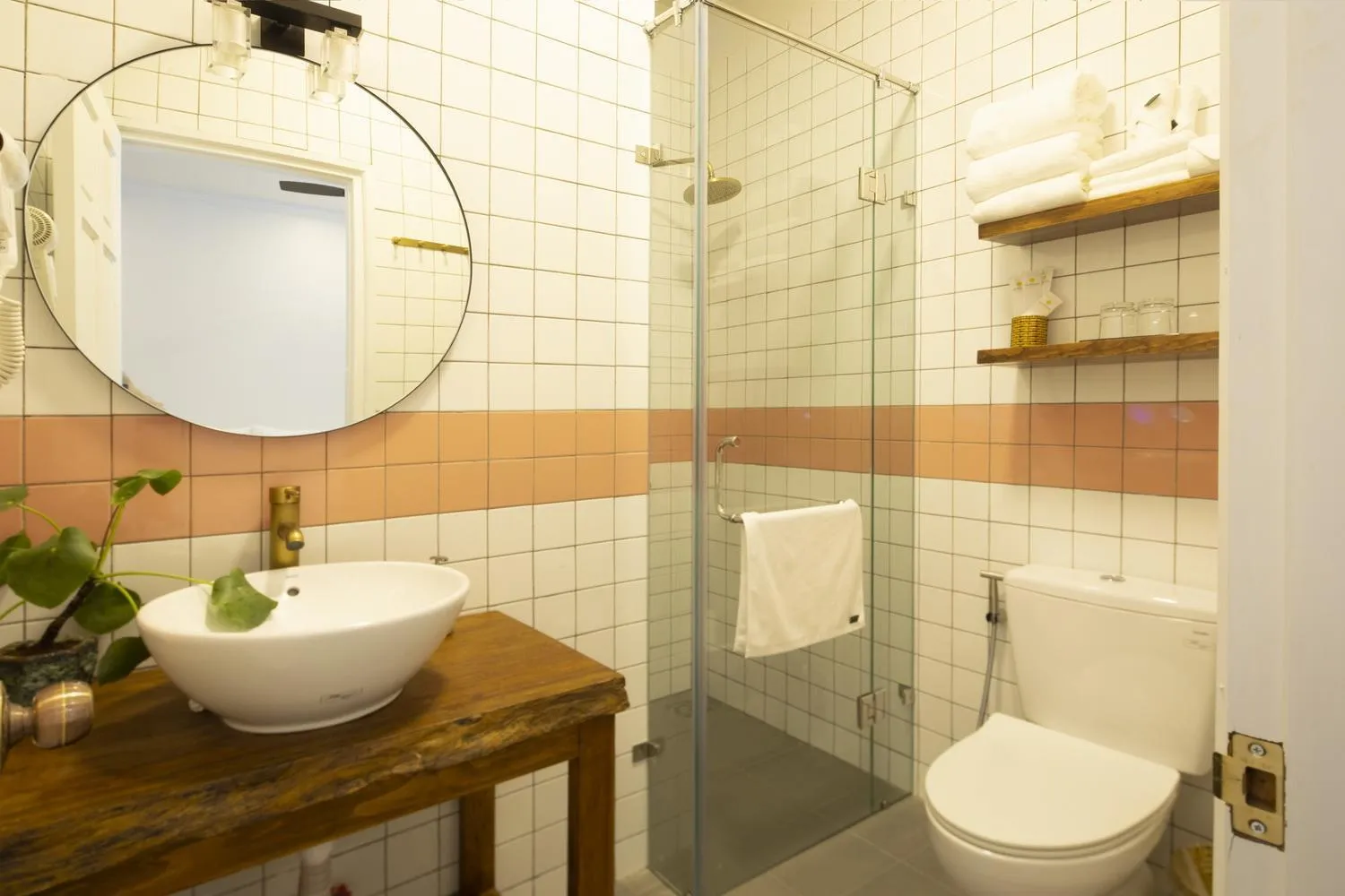 Shower in Le Soleil Boutique Hotel