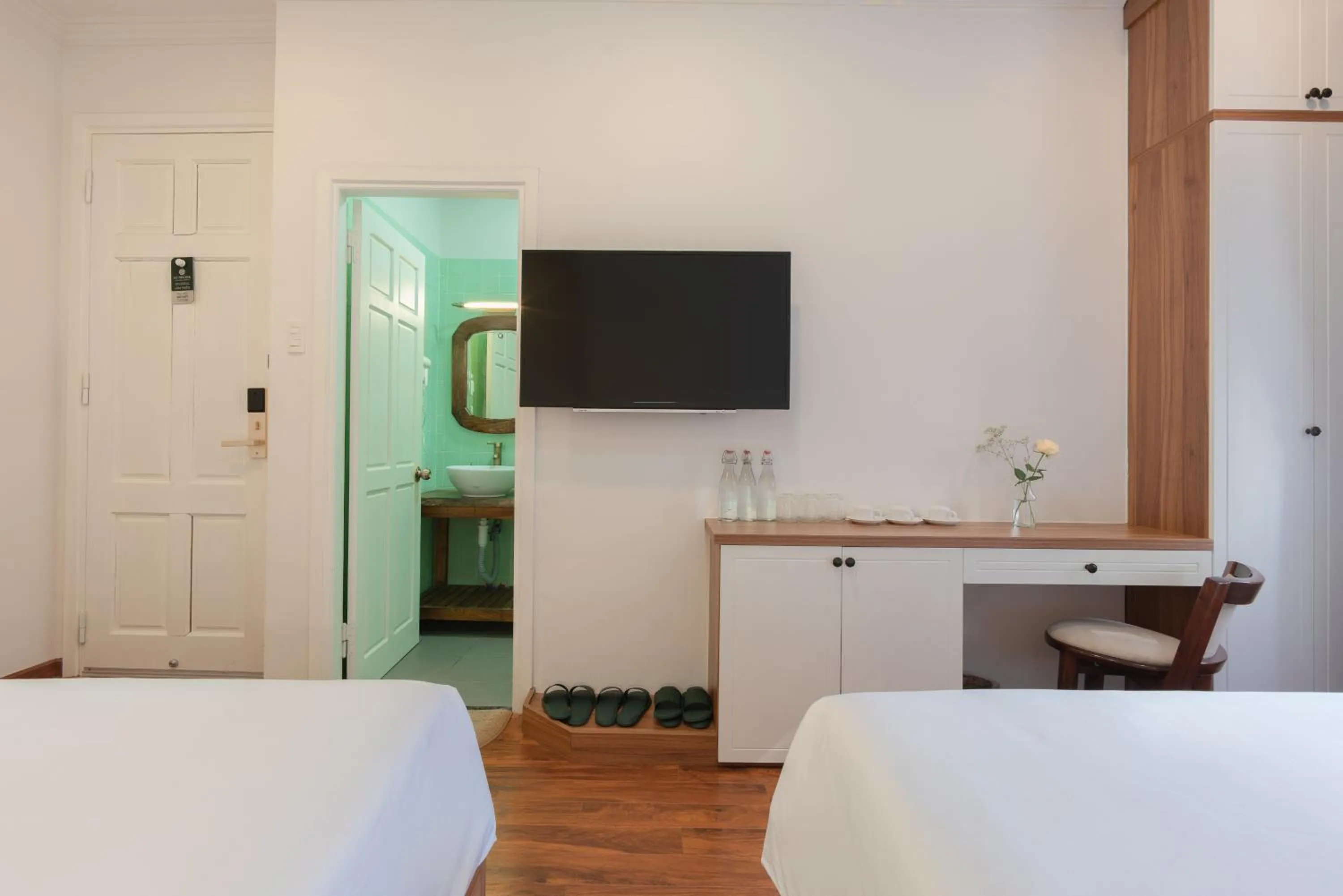 Bed in Le Soleil Boutique Hotel