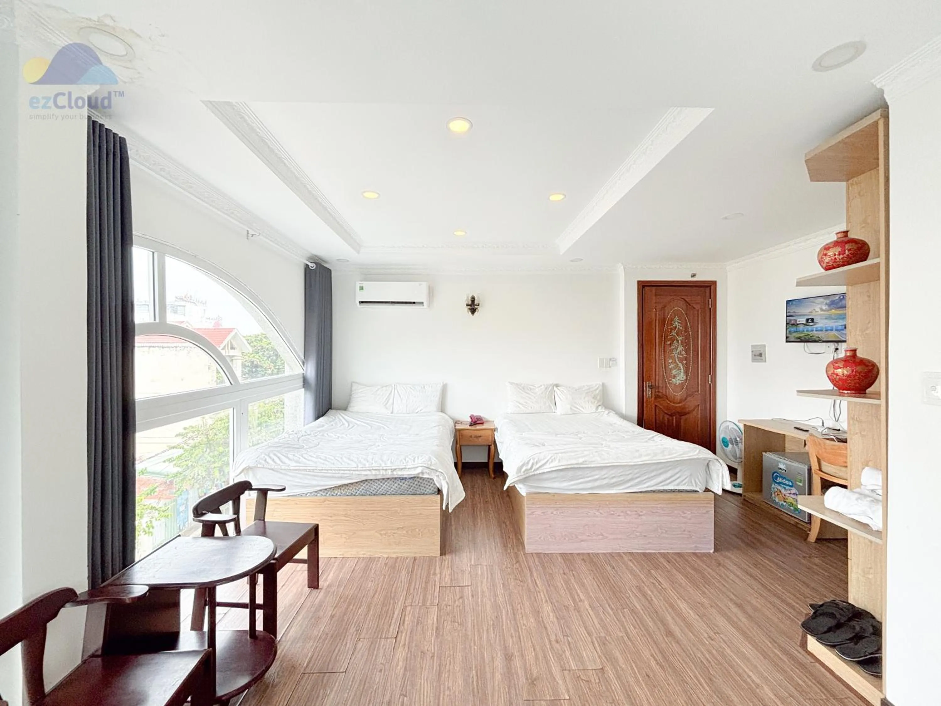 Bed in VUNG TAU LUXURY HOTEL & APARTMENT