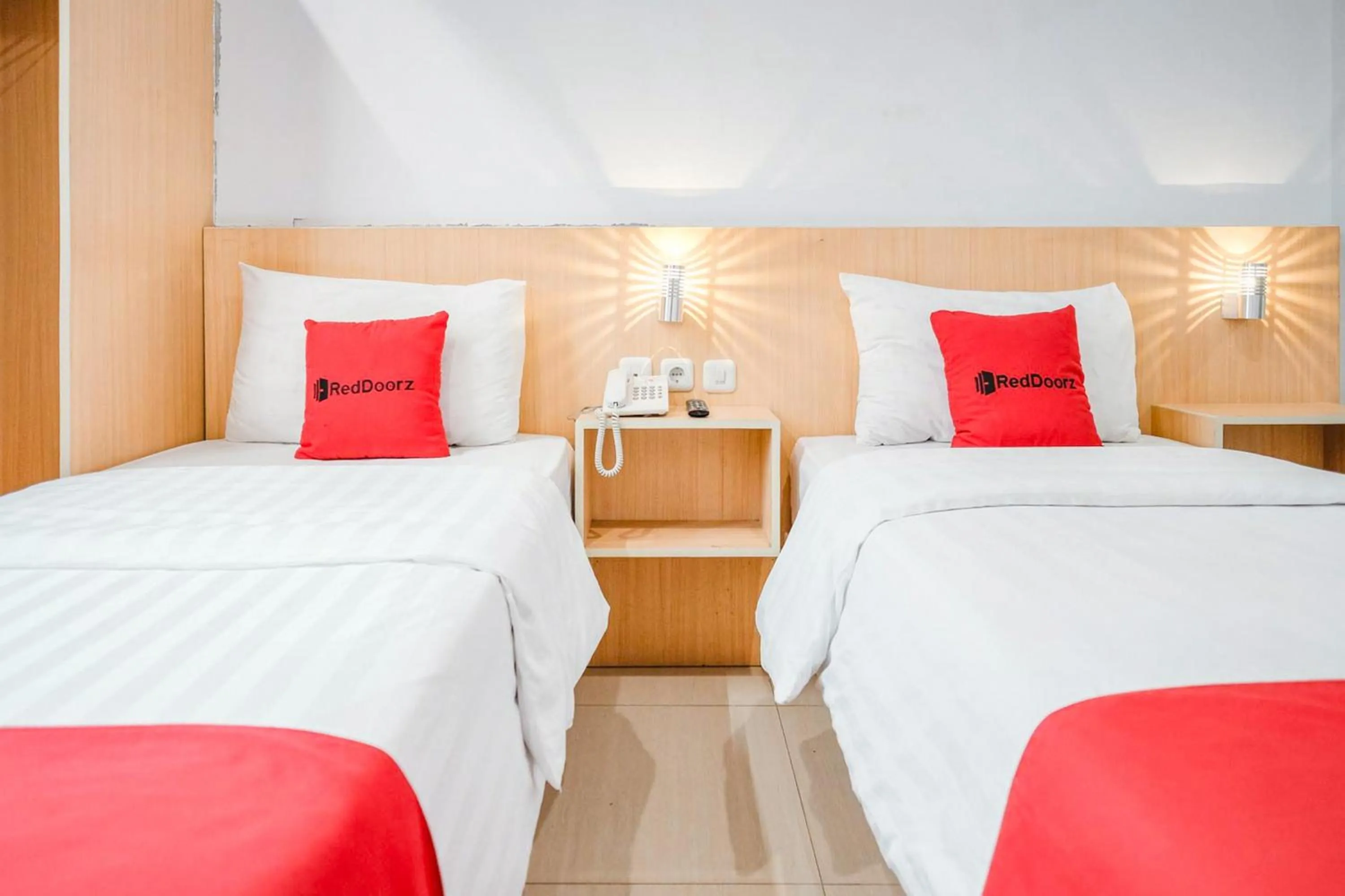 Bedroom, Bed in RedDoorz Premium at Hotel T-ONE Jambi