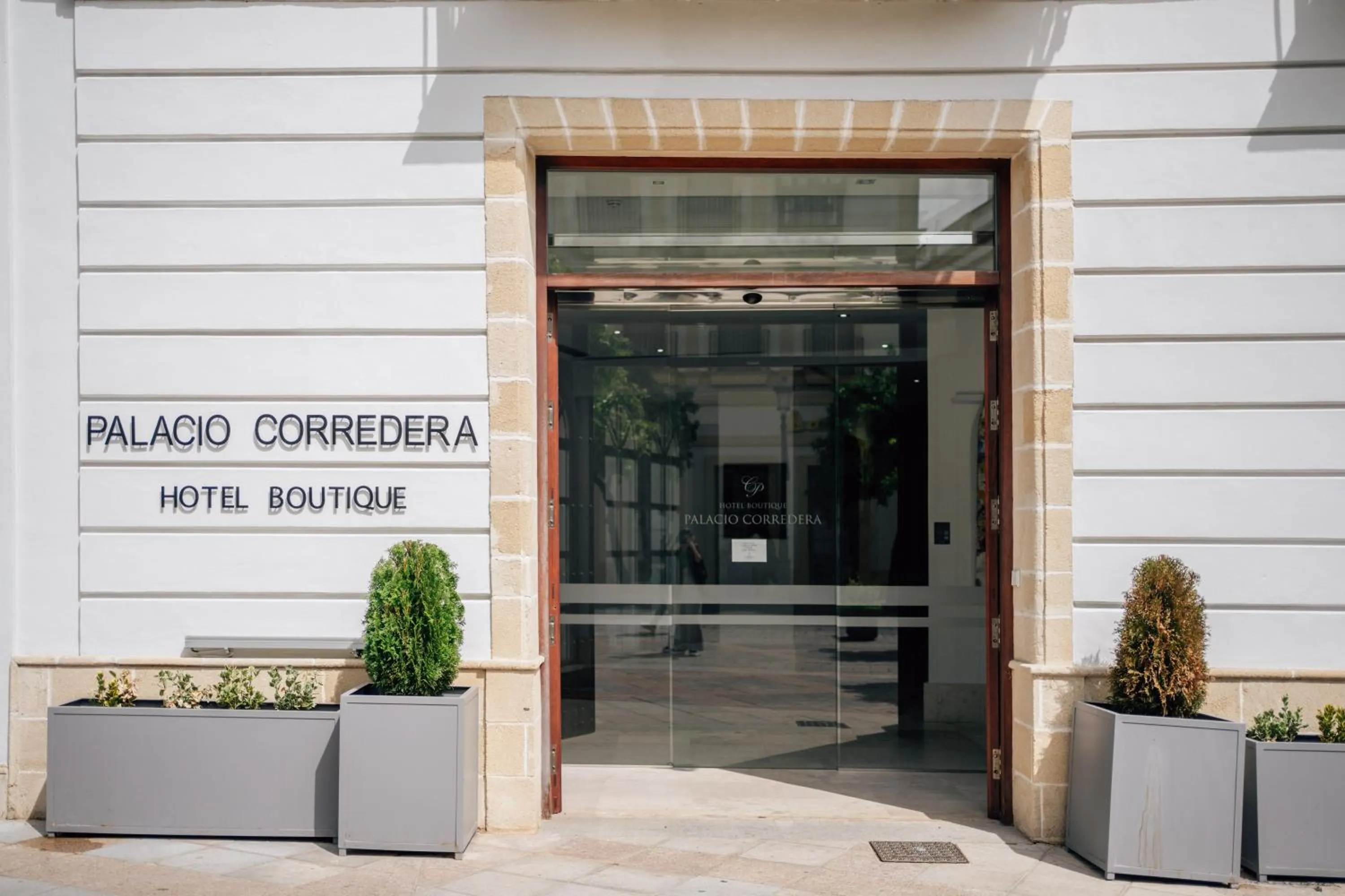 Facade/entrance in Hotel Boutique Palacio Corredera