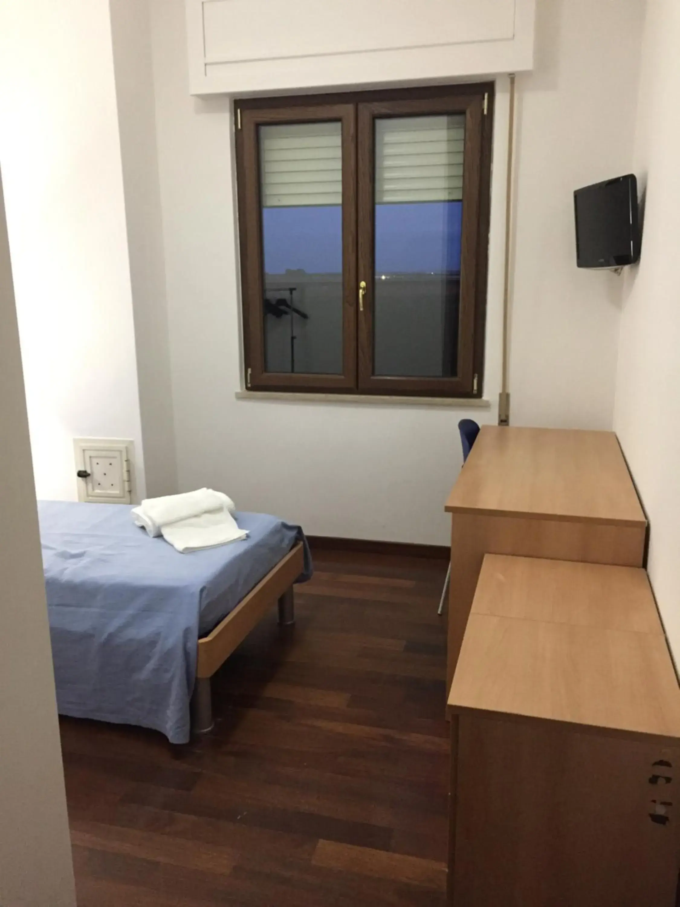 Single Room in Asselta Hotel Single Room in Asselta Hotel