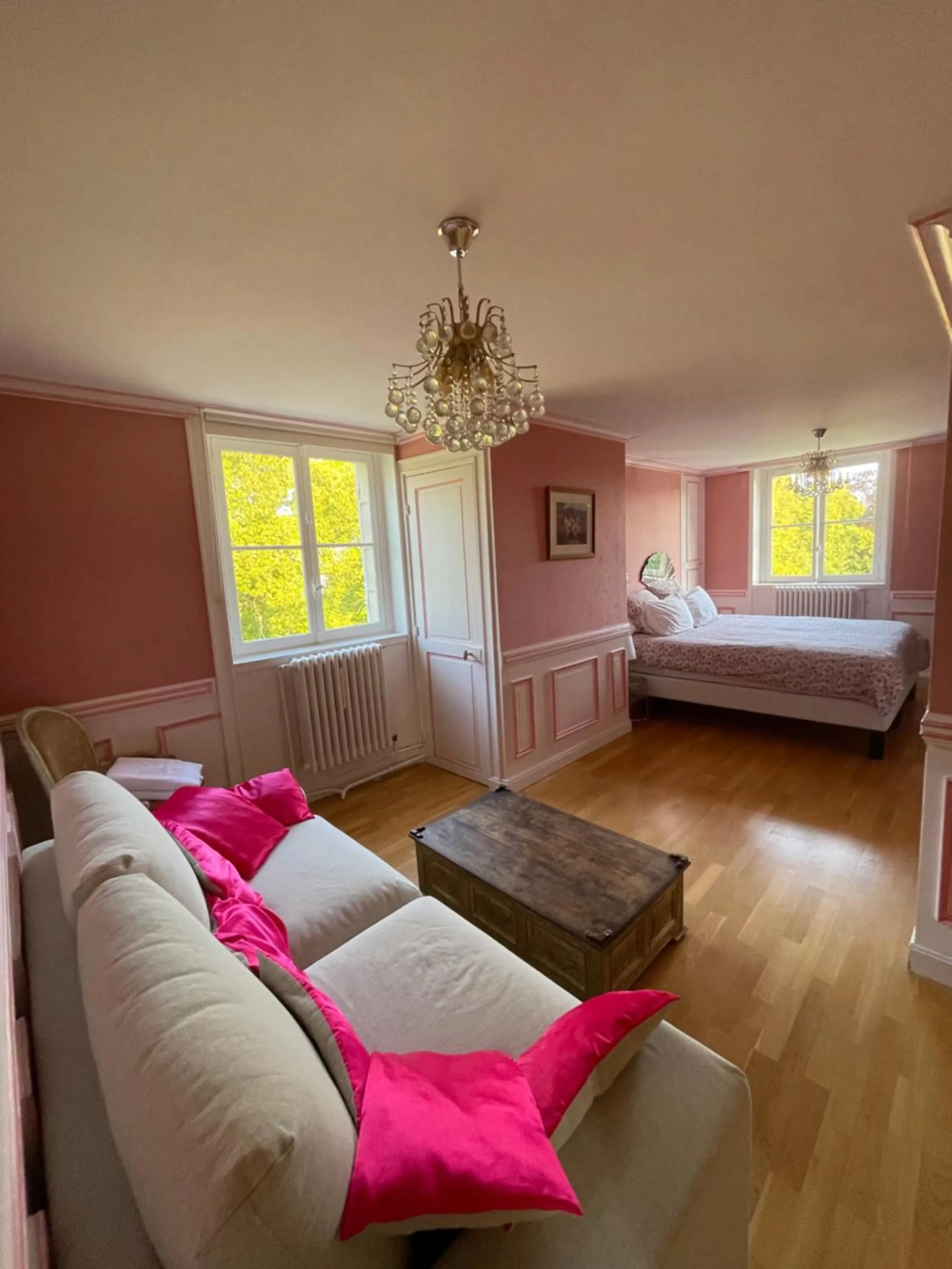 Shower, Bed in Château du Boulay Morin