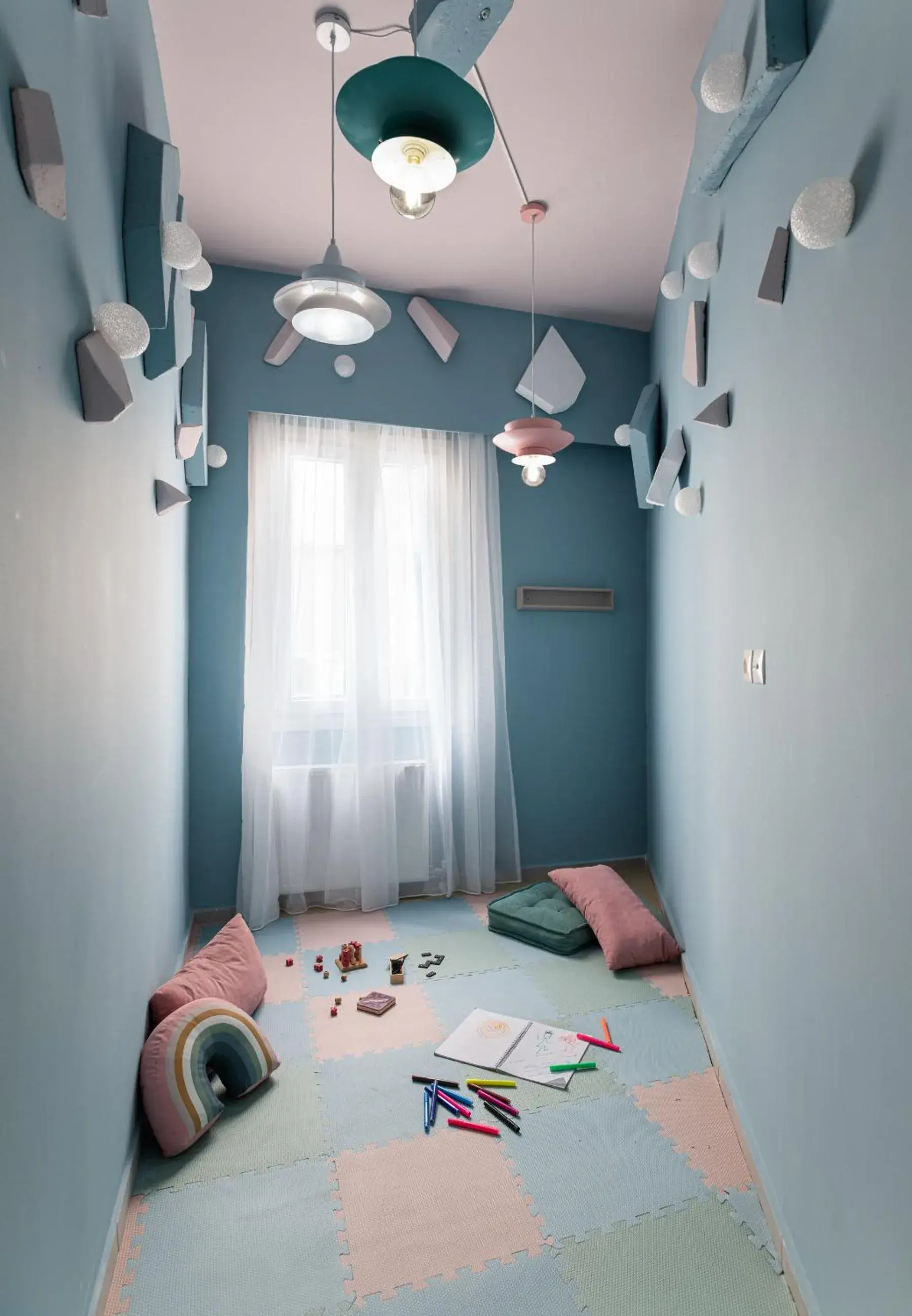 Property building, Bed in Colors Hotel Athens Property building, Bed in Colors Hotel Athens