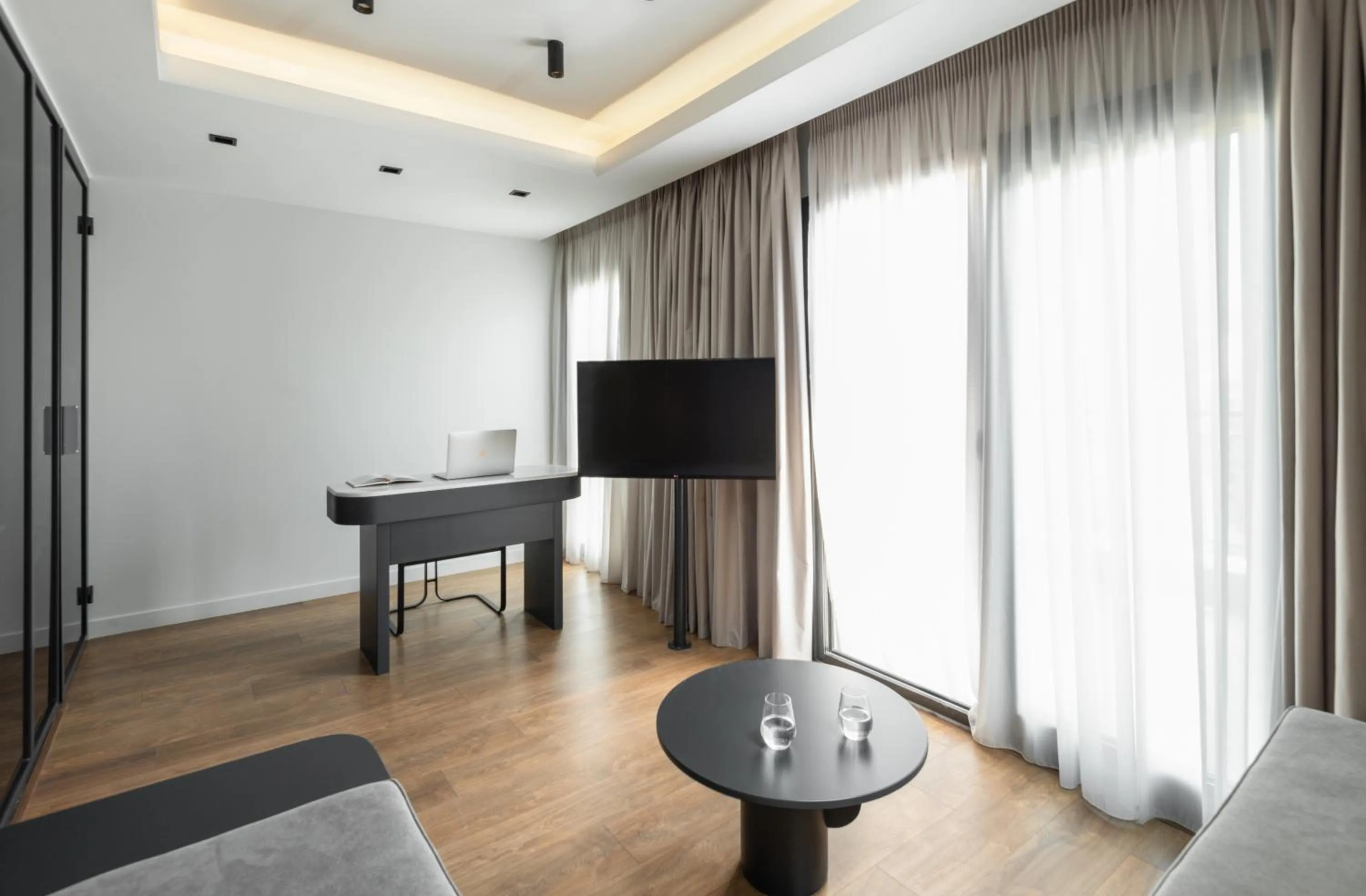 TV and multimedia in Colors Hotel Athens