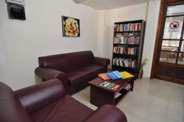 Library in Makedonia