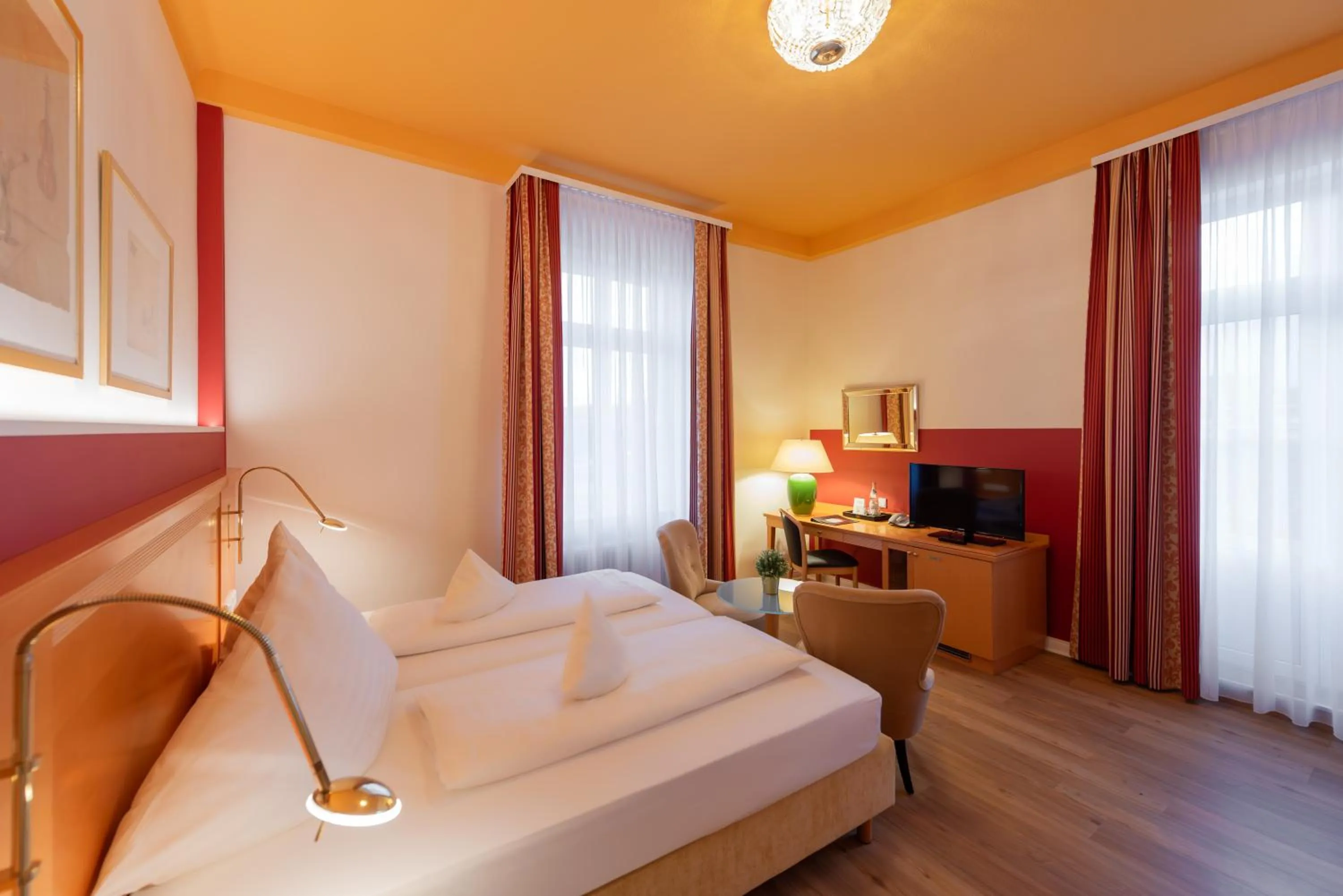 Bed in Villa Thea Hotel am Rosengarten