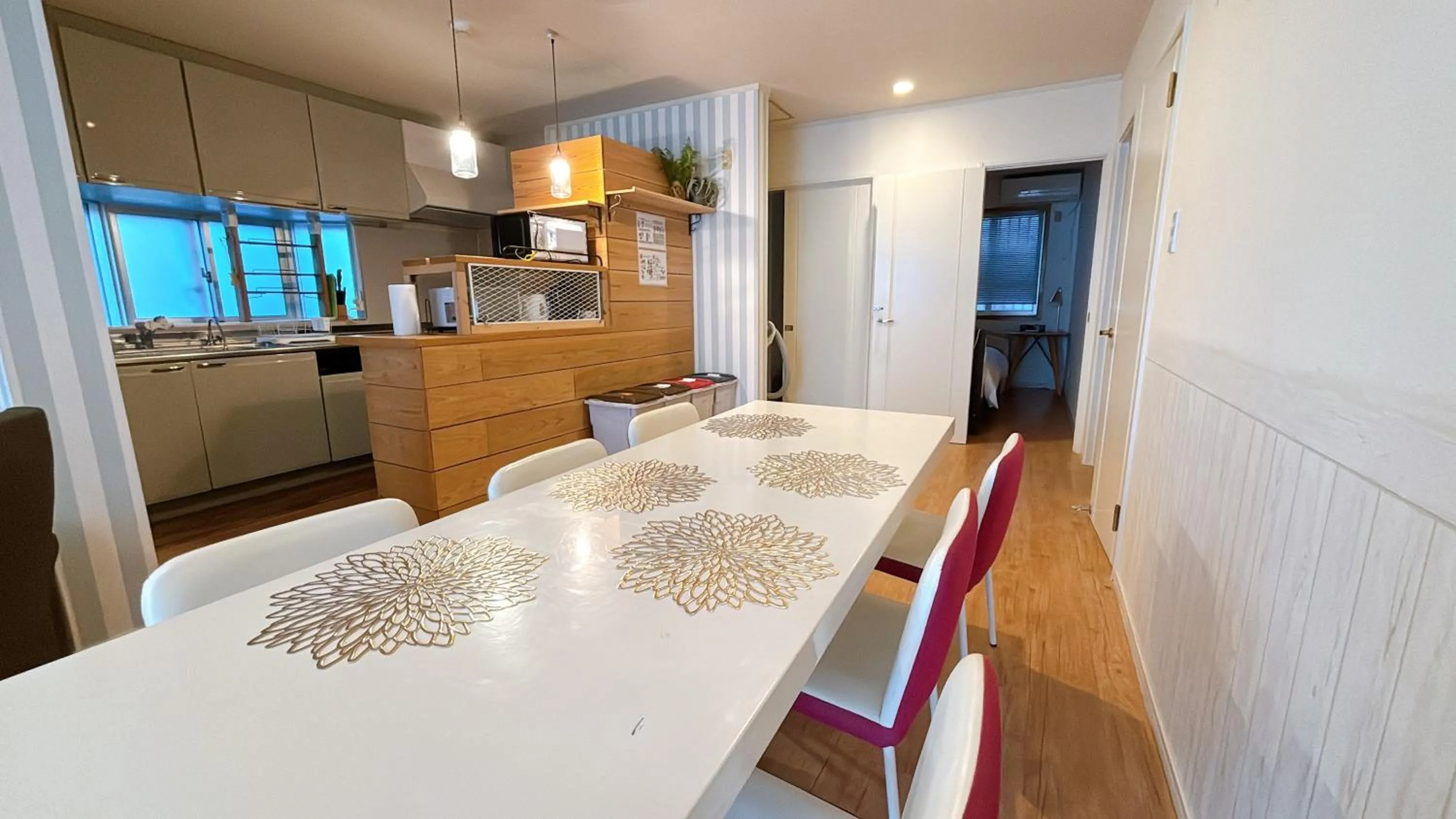 Dining area in Condominium Palace Resort Chatan III