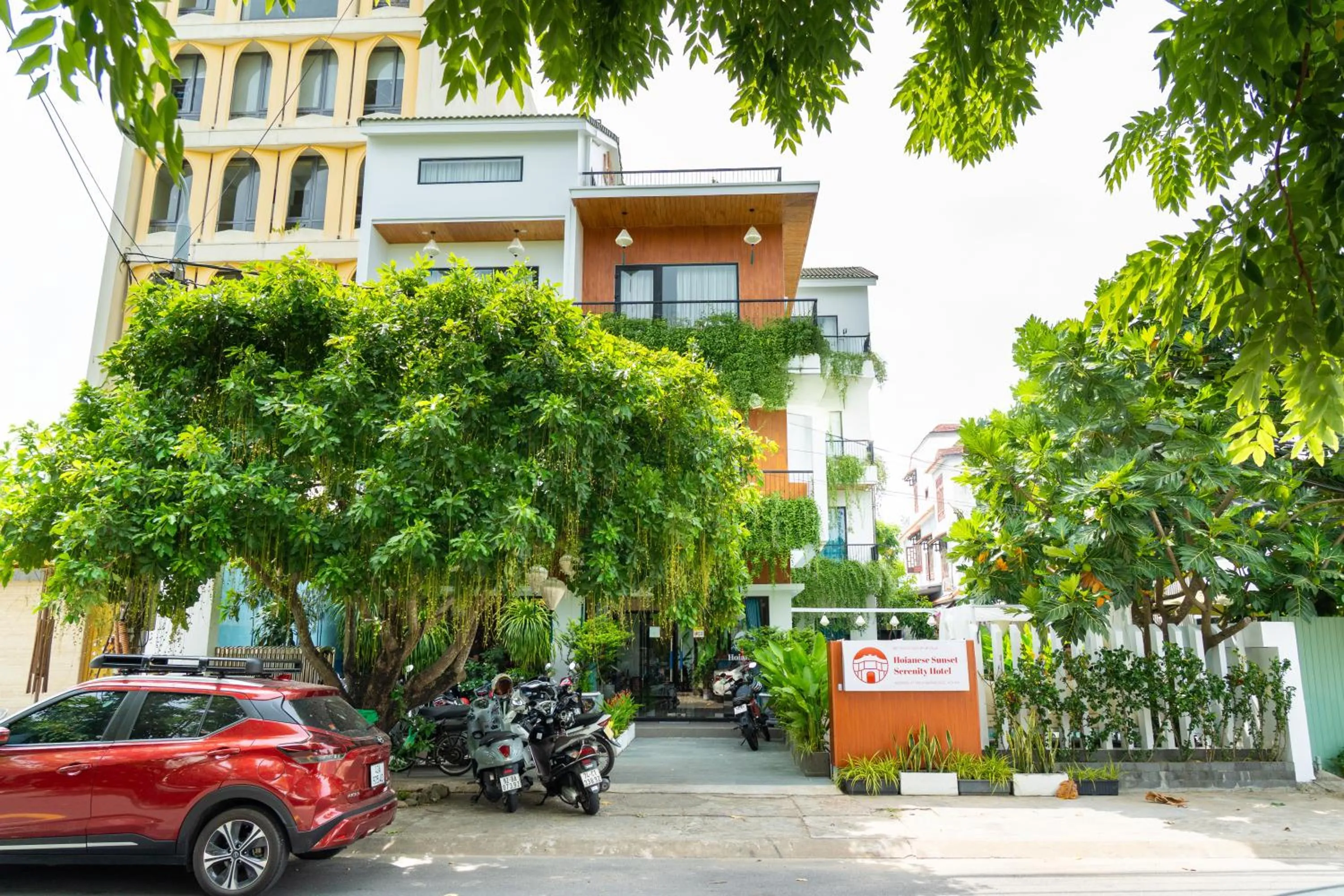 Hoianese Pool & Sunset Hotel - Cultural Experiential Hotel