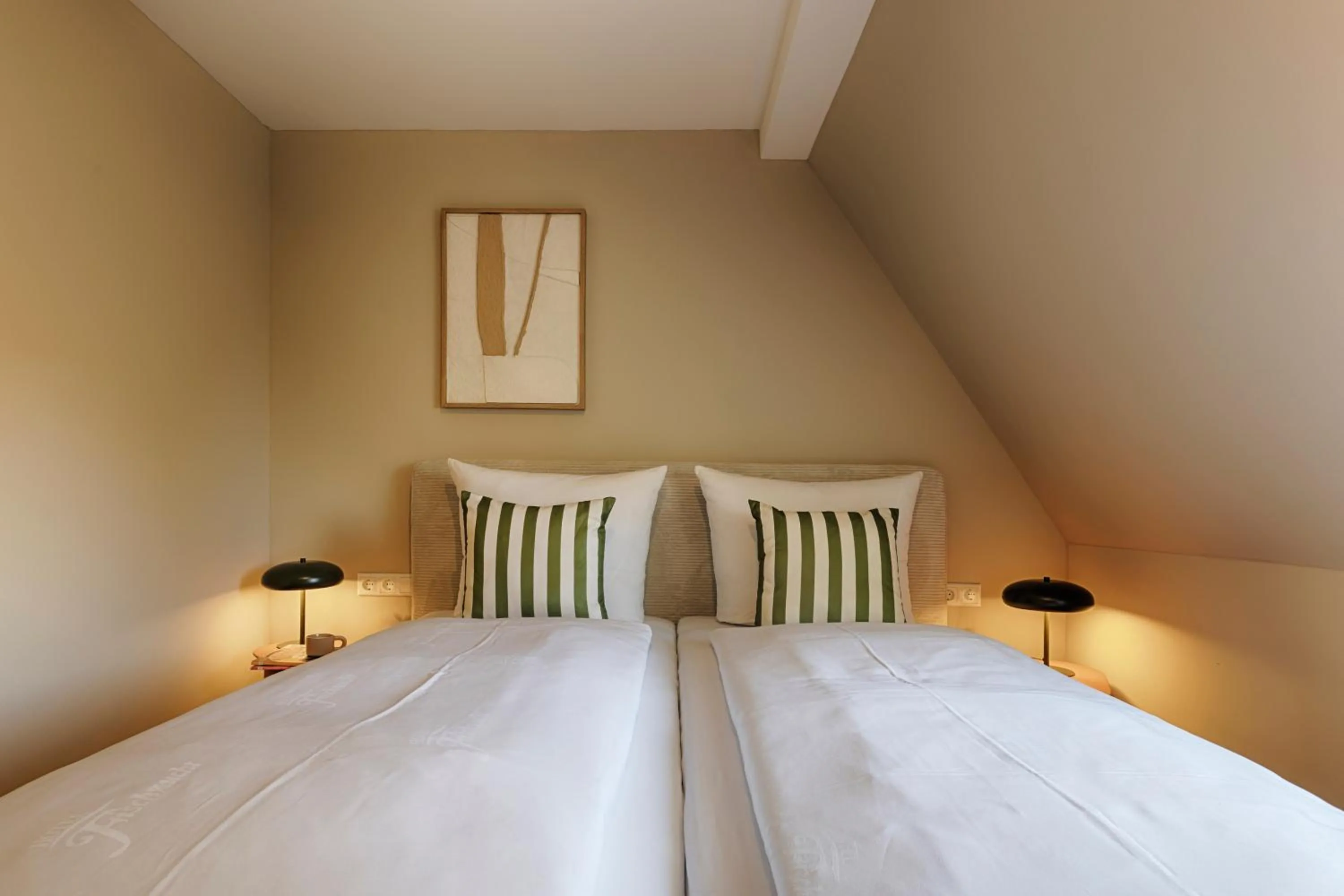 Bedroom, Bed in Hotel Fischzucht in Würzburg