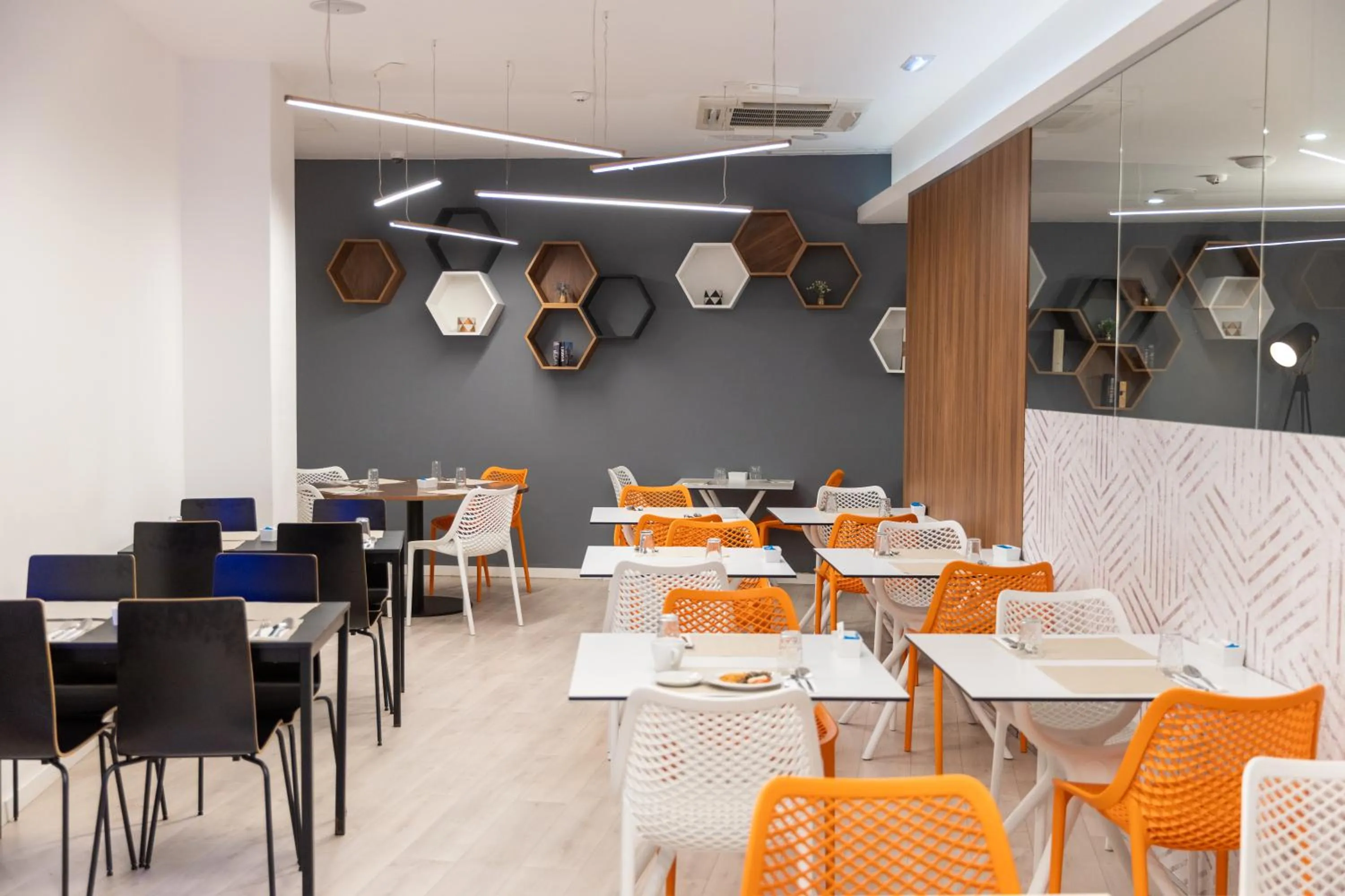 Breakfast in The ICONS Lisbon Hotel