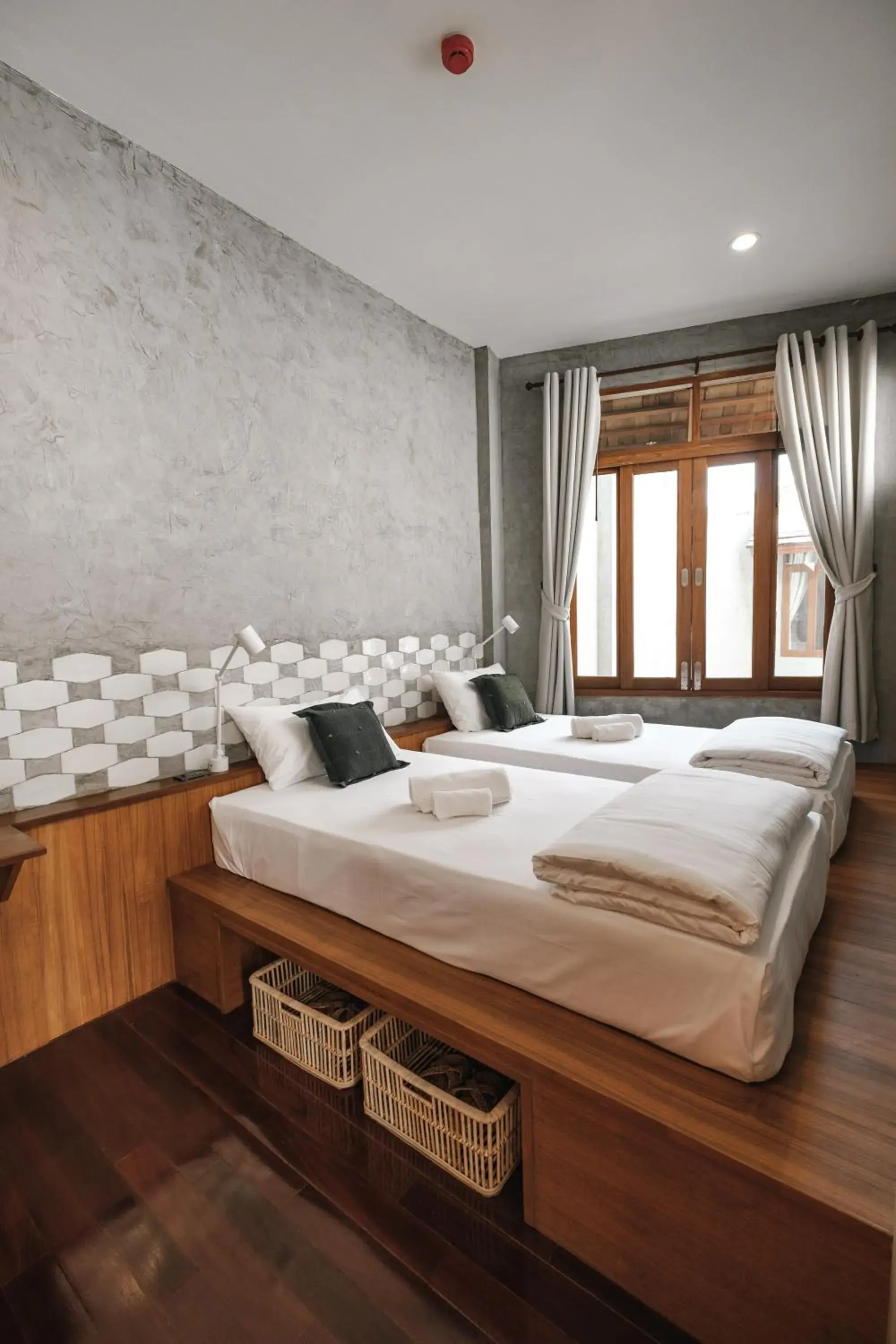 Twin Room with Pool View in Hidden Garden Hostel Twin Room with Pool View in Hidden Garden Hostel