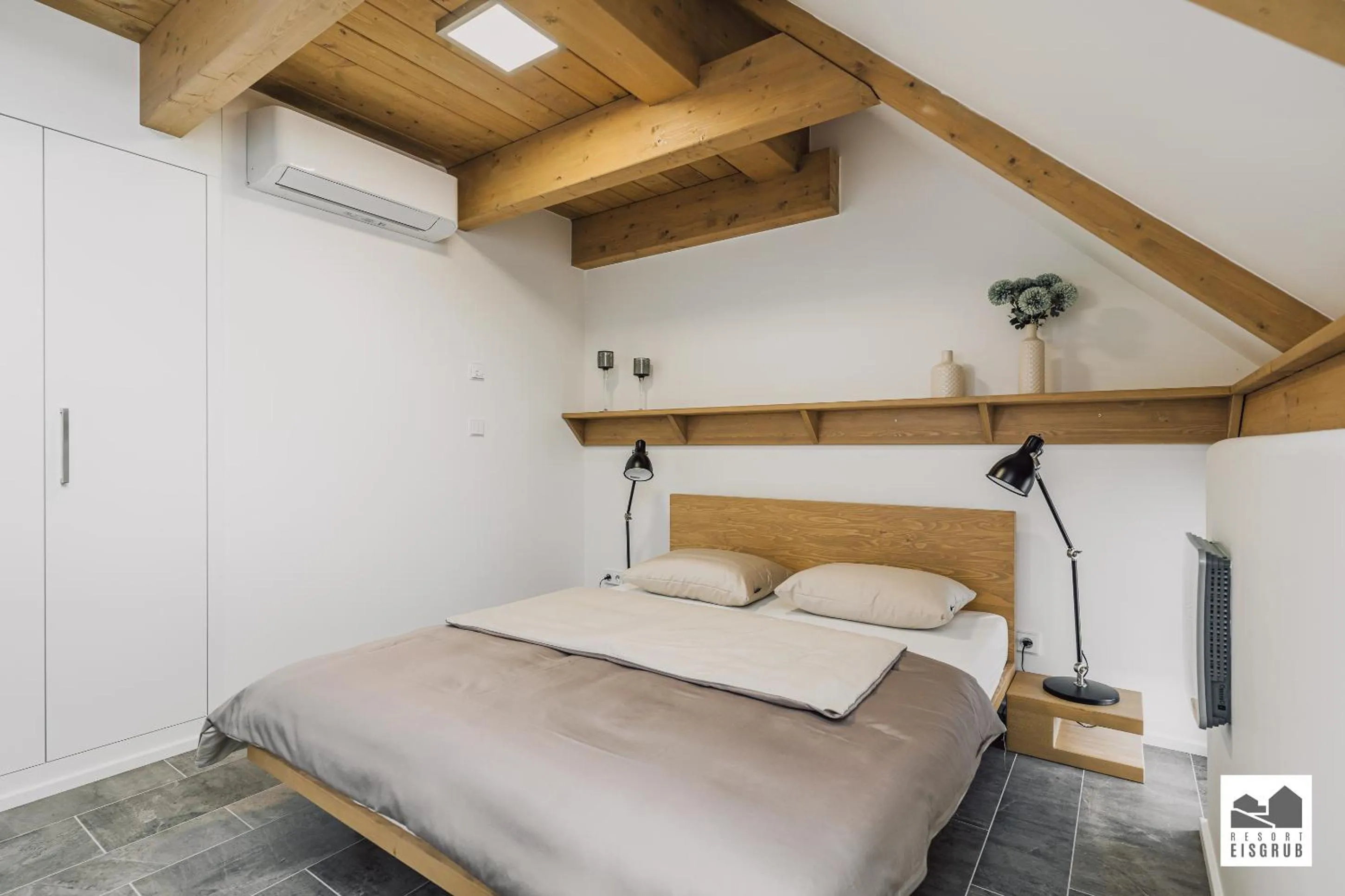 Bedroom, Bed in Resort Lednice - Eisgrub