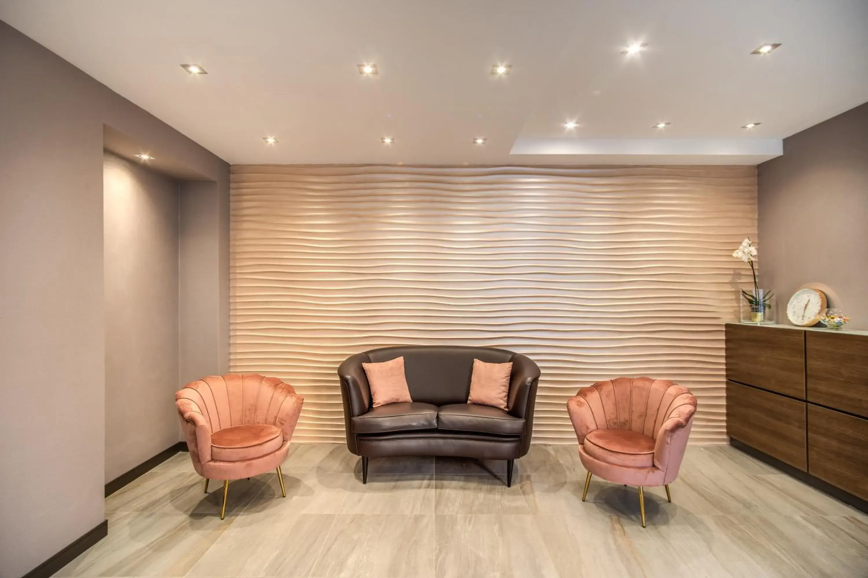 Lobby or reception in MZ HOTEL Lobby or reception in MZ HOTEL