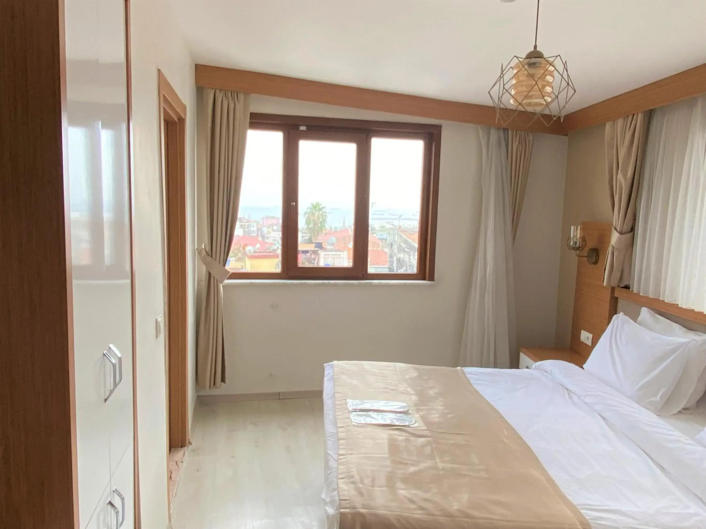 Sea view, Bed in Zeyn Otel Istanbul Sea view, Bed in Zeyn Otel Istanbul