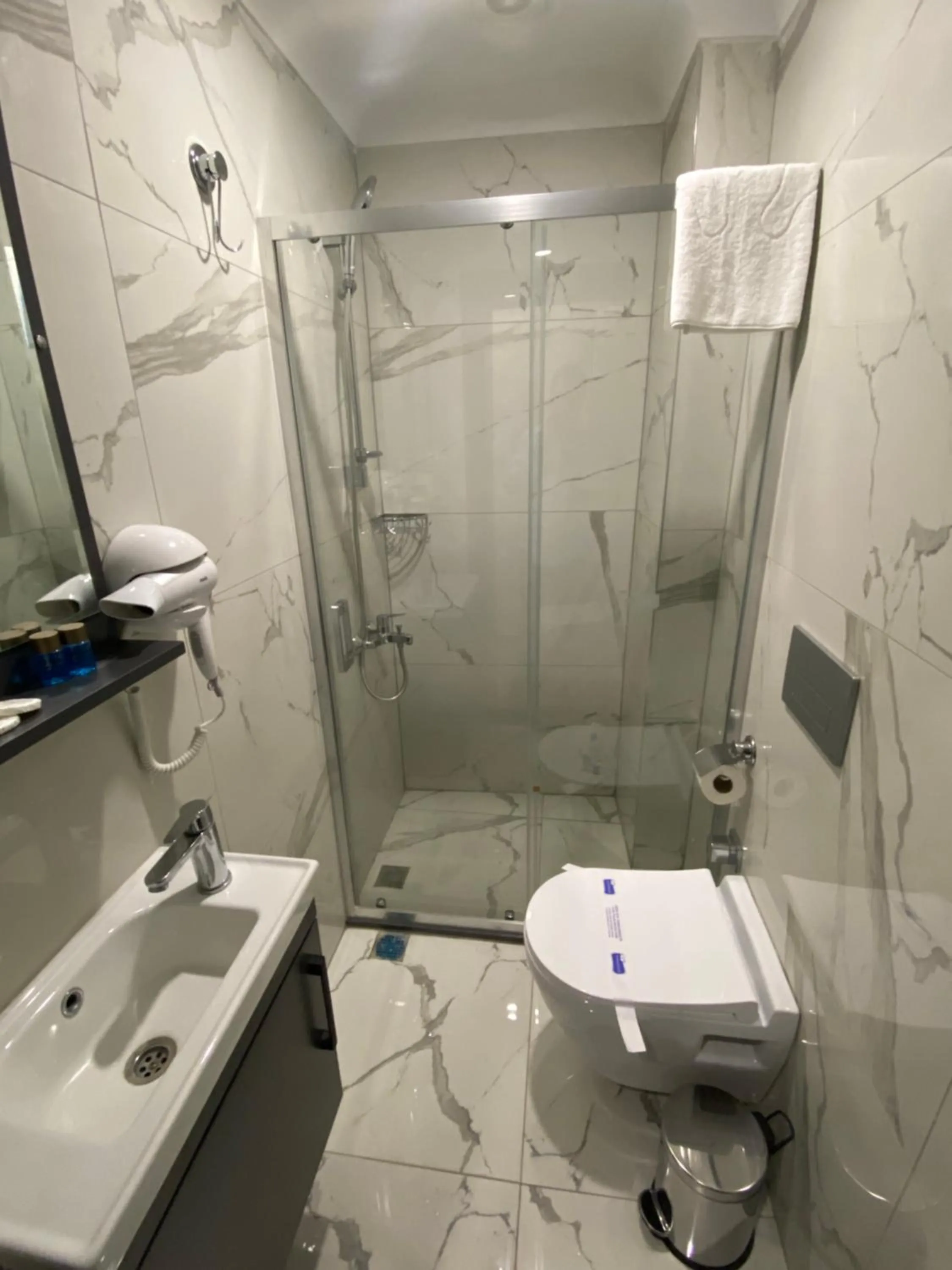 Bathroom in Zeyn Otel Istanbul