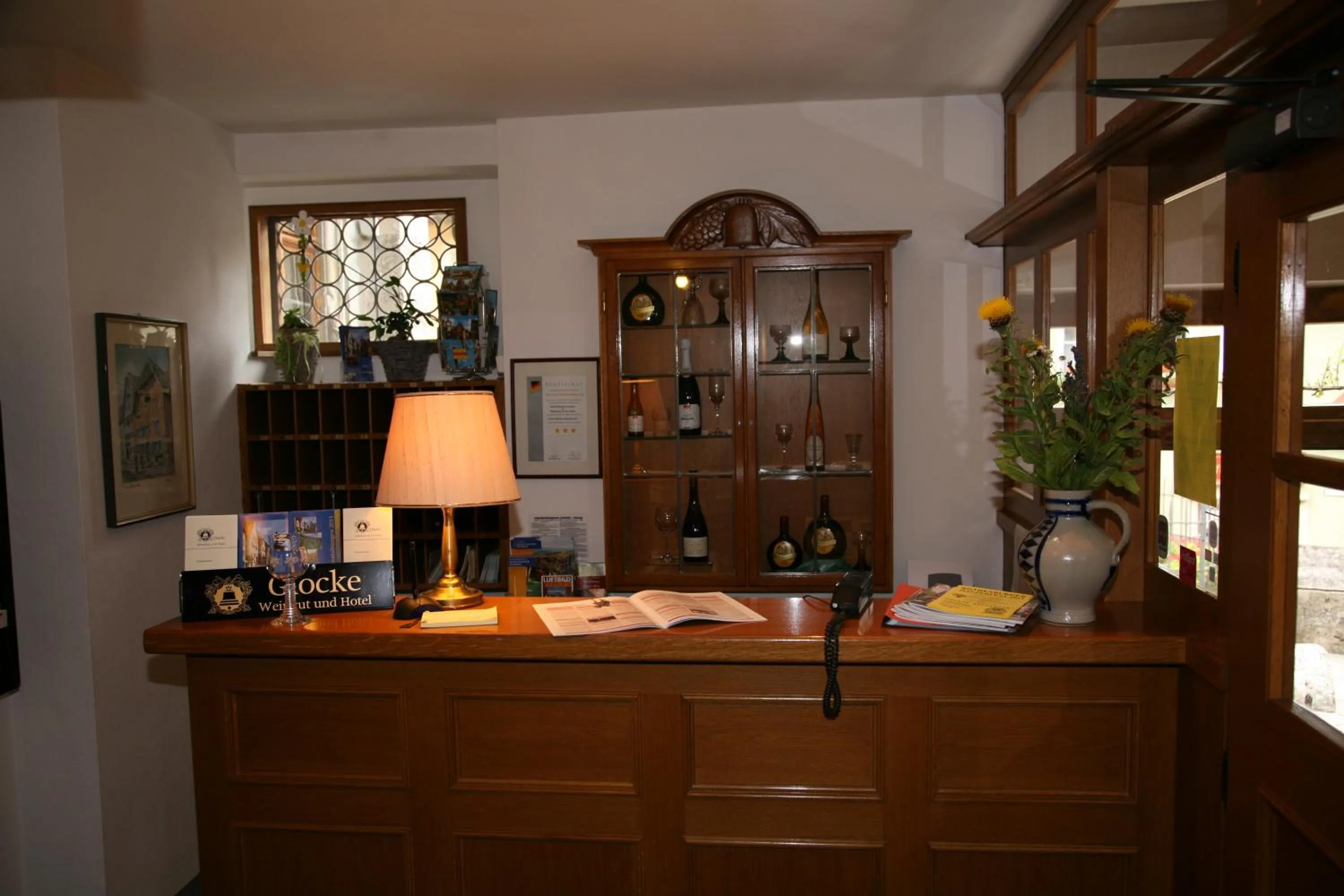 Lobby or reception in Glocke Weingut und Hotel