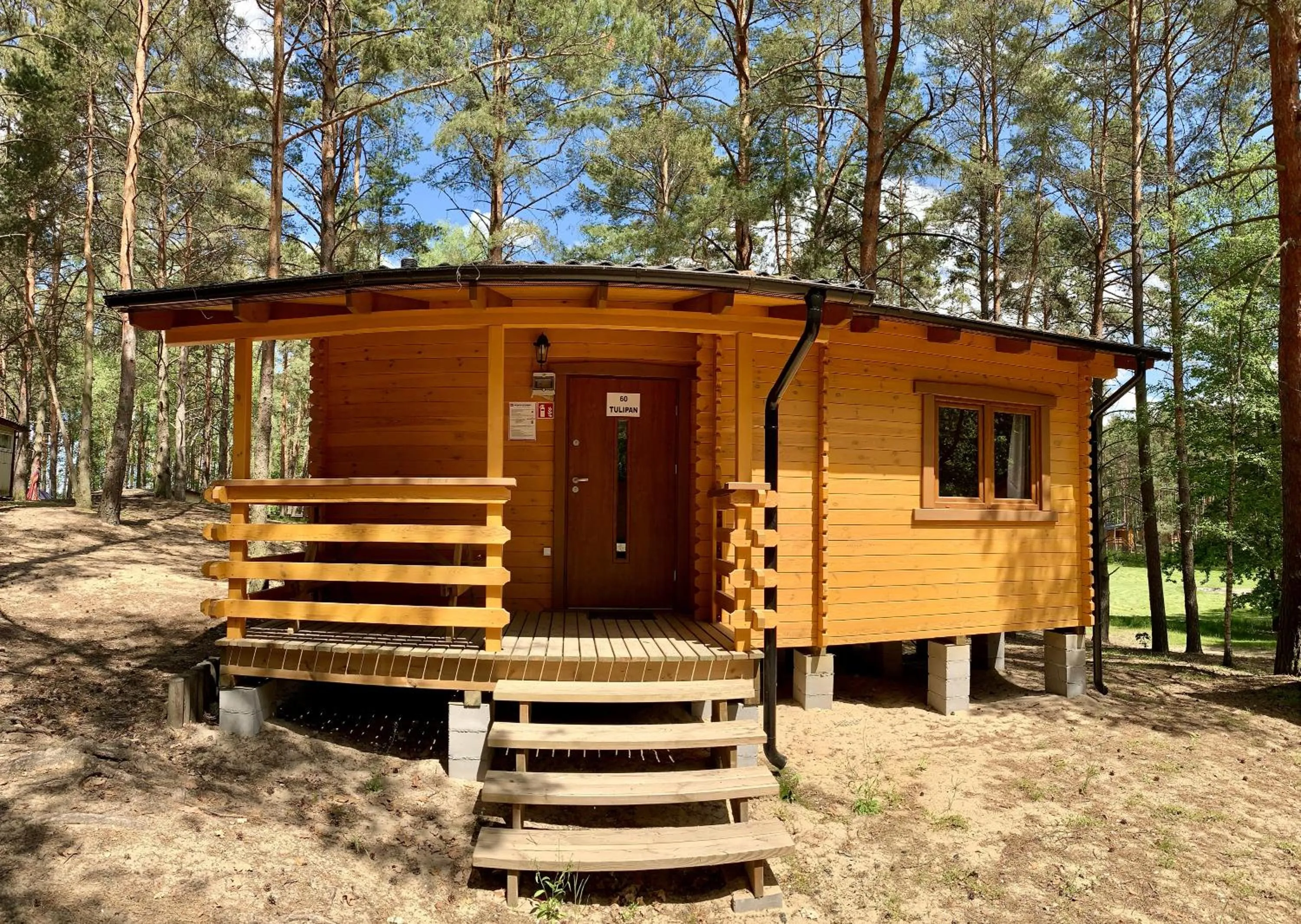 Property building in Ośrodek Wypoczynkowy Jeziornik