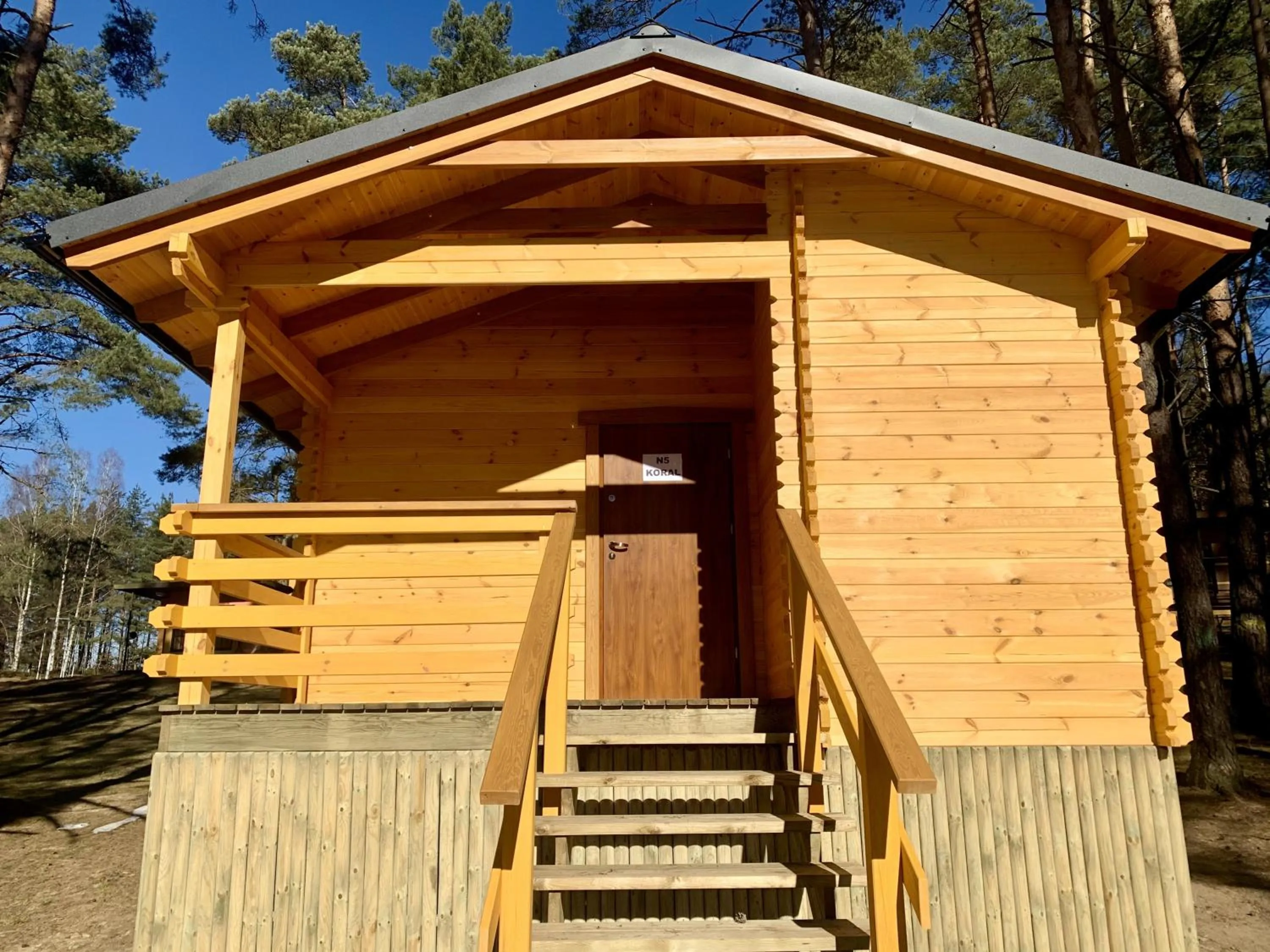 Property building in Ośrodek Wypoczynkowy Jeziornik
