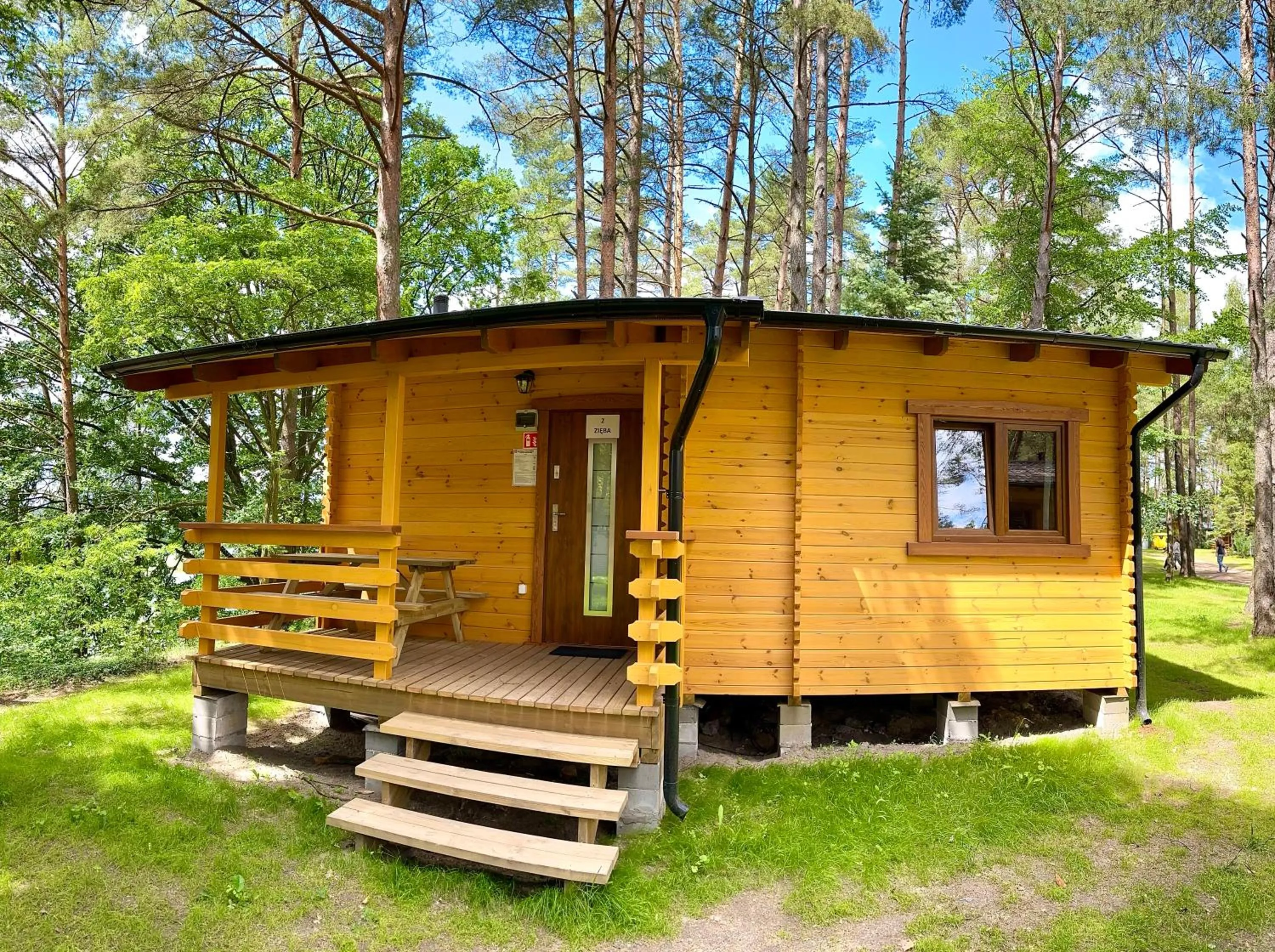 Property building in Ośrodek Wypoczynkowy Jeziornik