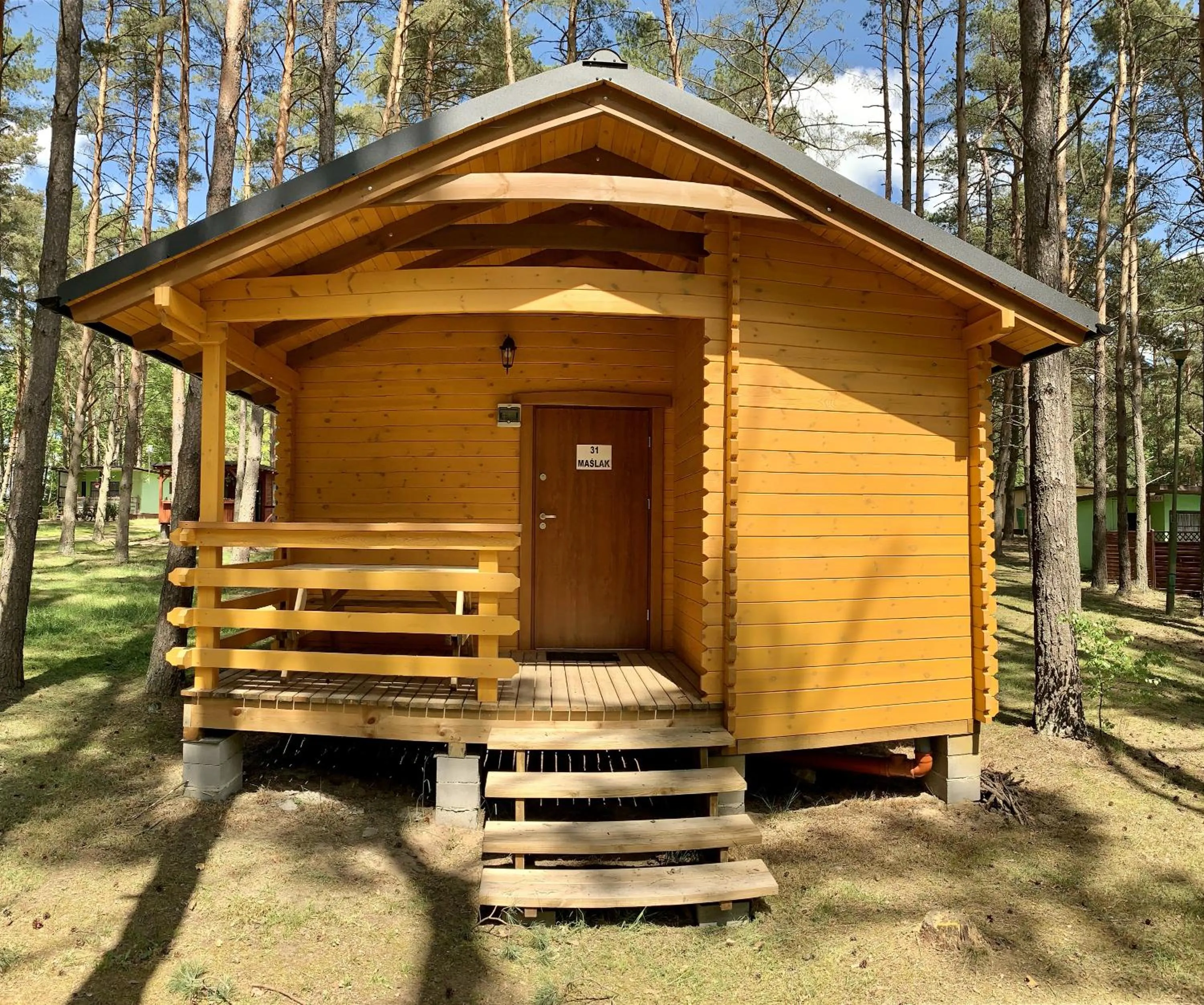 Property building in Ośrodek Wypoczynkowy Jeziornik