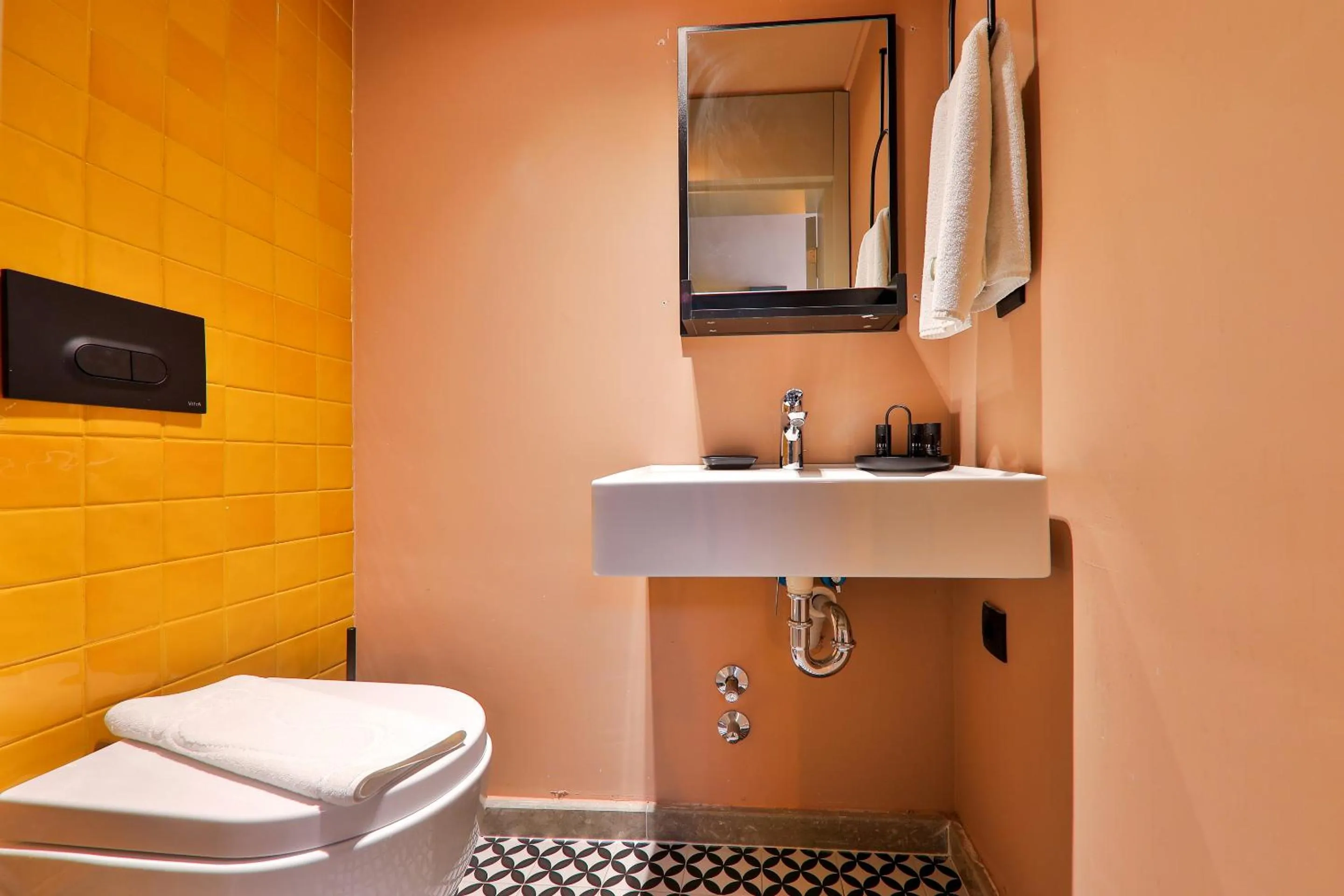 Toilet in Luff Boutique Hotel - Adult Only