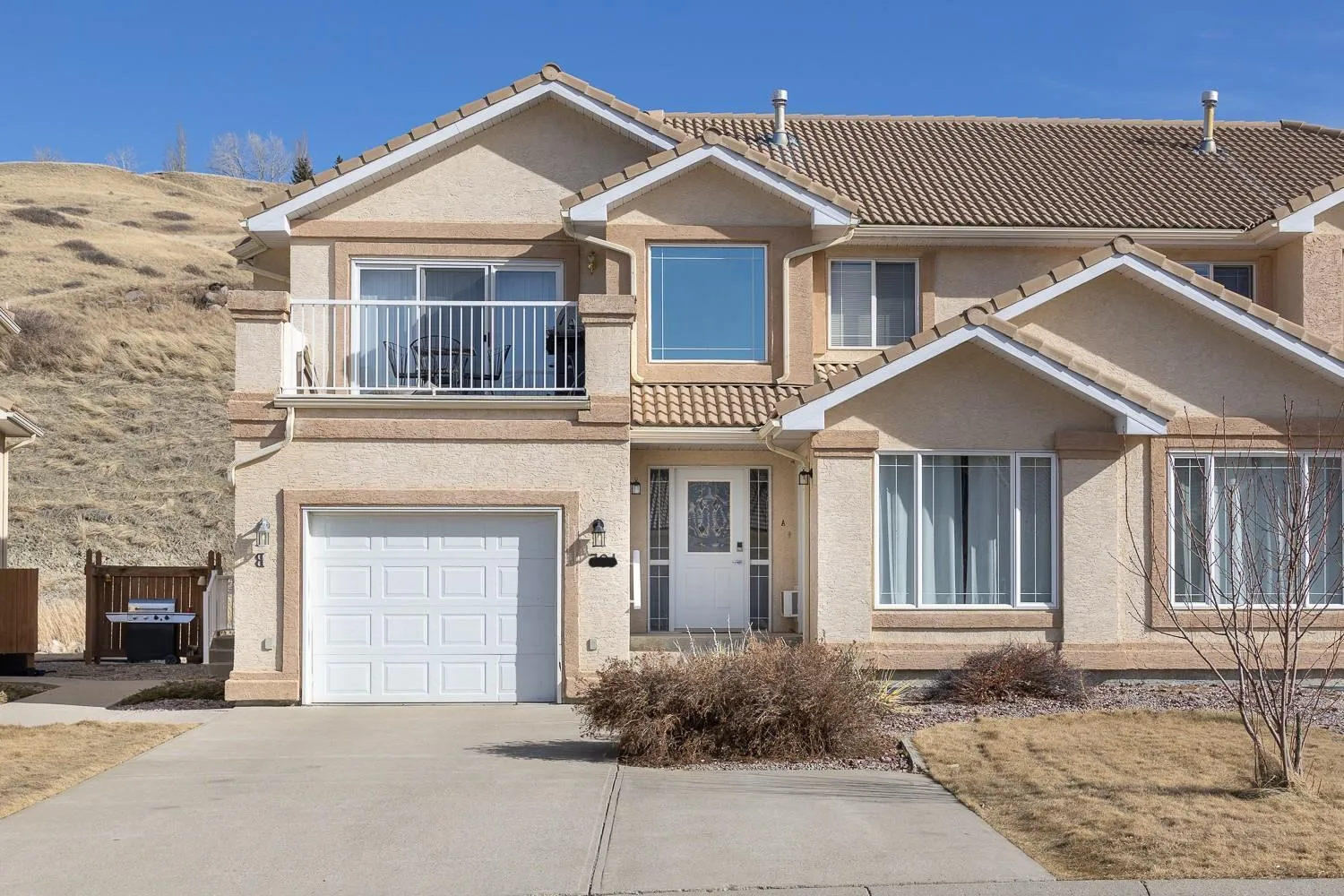 Property building in Paradise Canyon Golf Resort - Luxury Condo U403