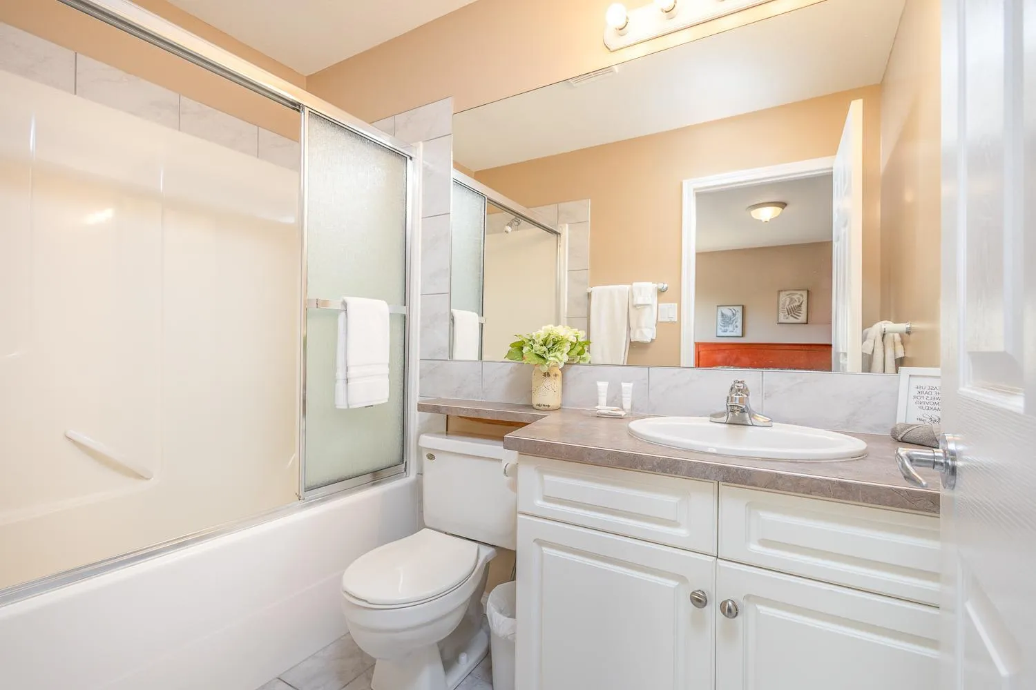 Property building in Paradise Canyon Golf Resort - Luxury Condo U401