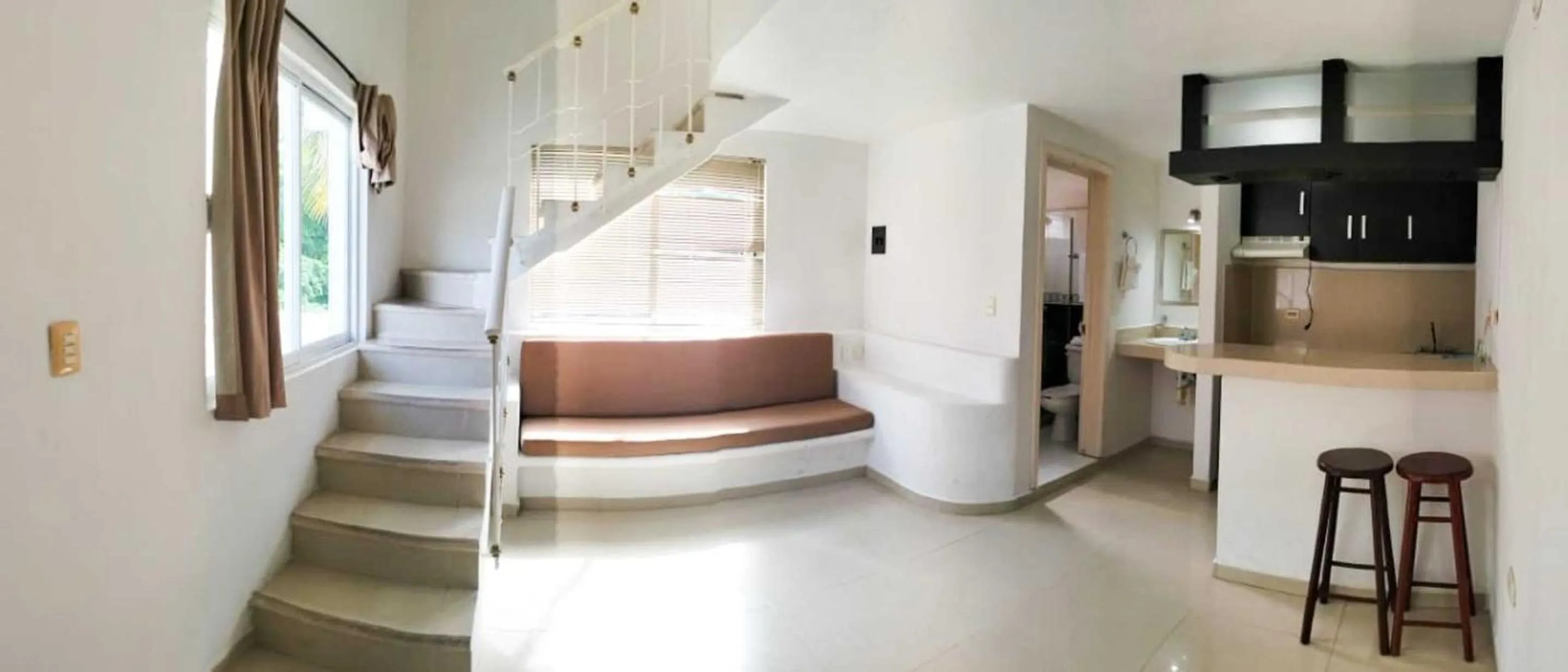 Bathroom in Hotel Dos Mundos, Isla Cozumel