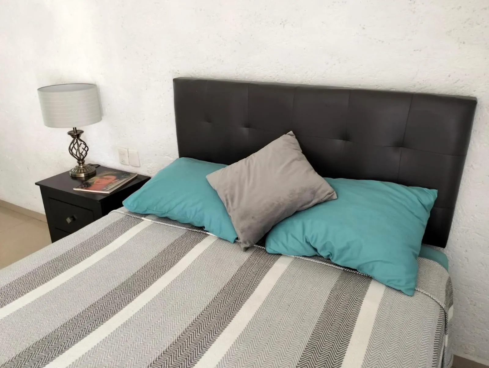 Bed in Hotel Dos Mundos, Isla Cozumel