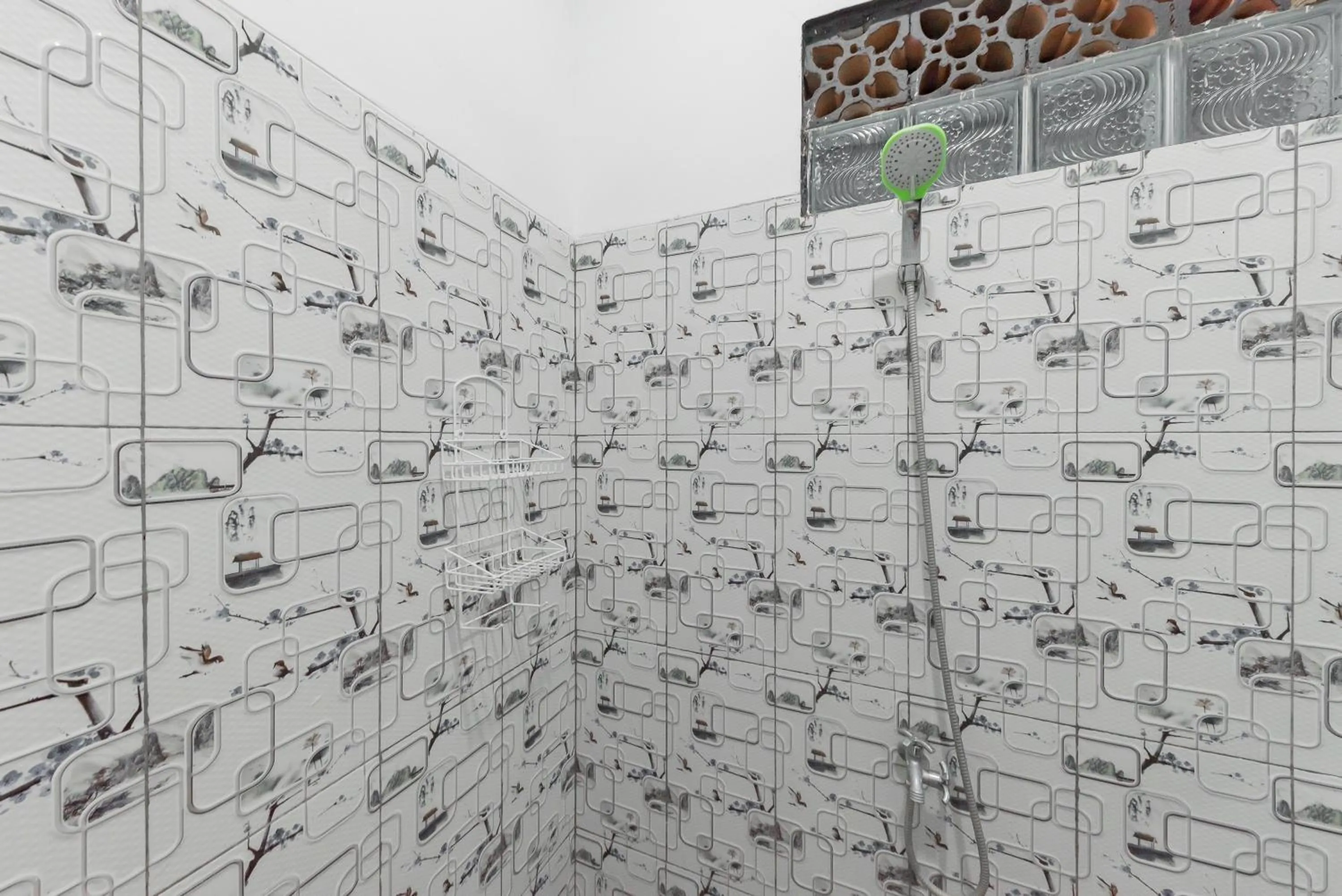 Bathroom in RedDoorz @ Geopark Ciletuh Sukabumi