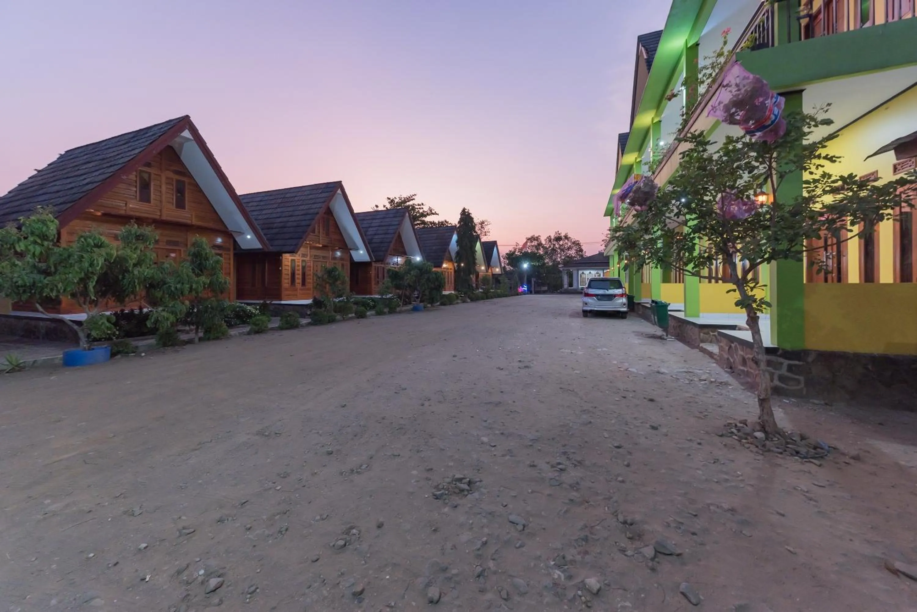 Property building in RedDoorz @ Geopark Ciletuh Sukabumi