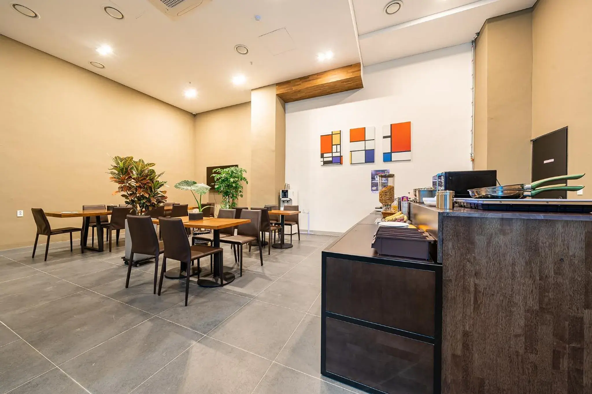 Property building in Hotel RU136 Property building in Hotel RU136