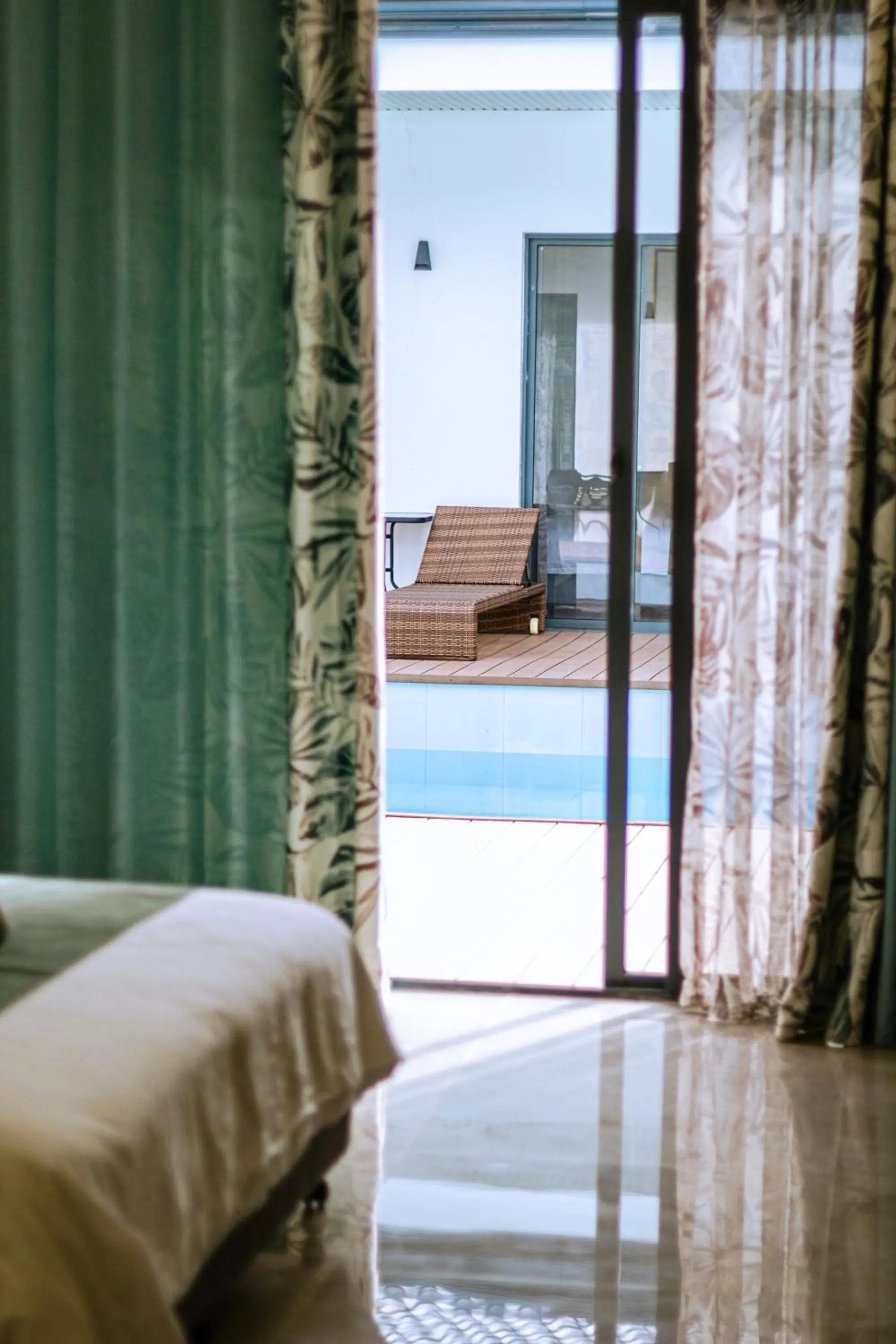 Bed in Bohol Cattleya Resort