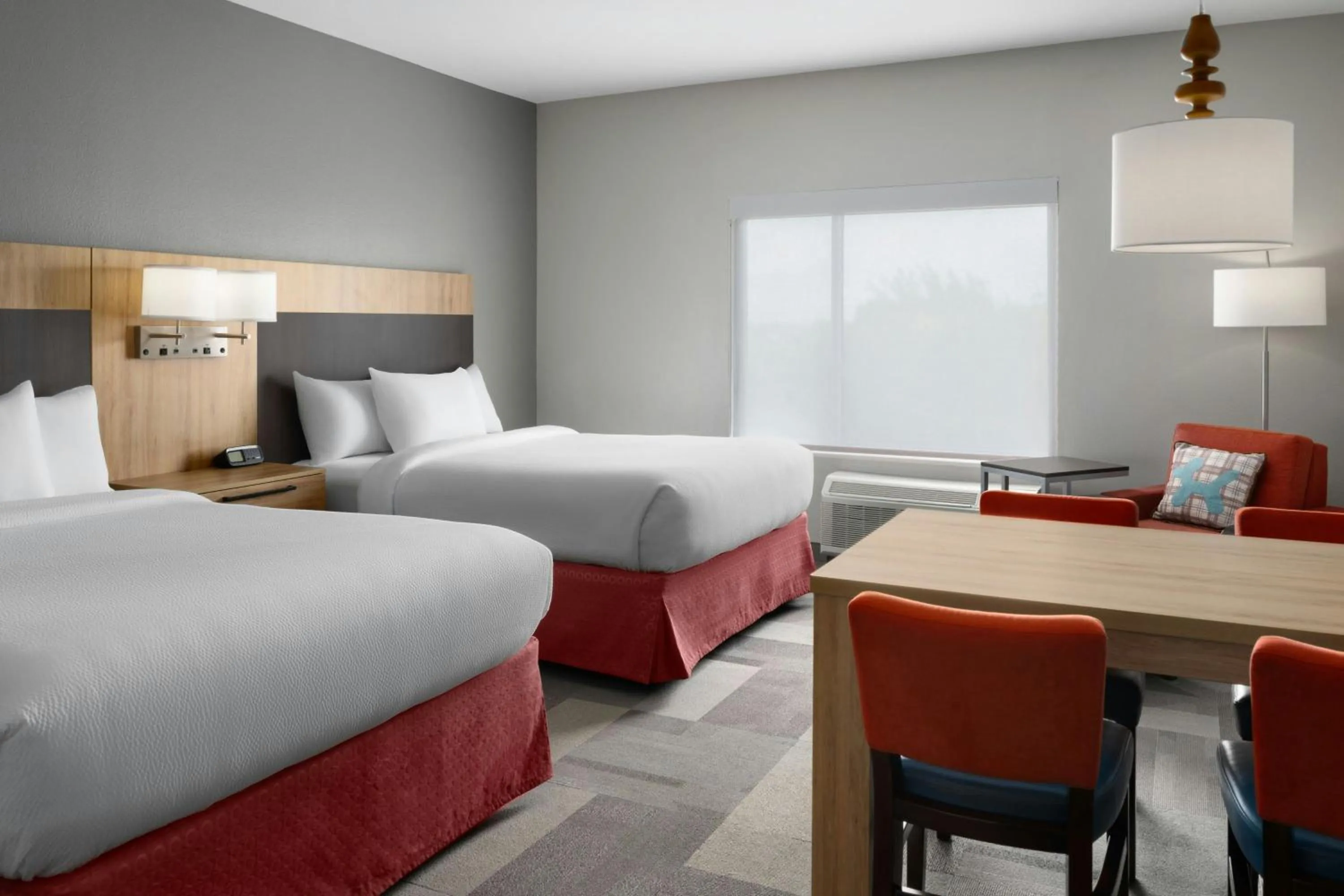 Photo of the whole room, Bed in TownePlace Suites by Marriott Houston Hobby Airport