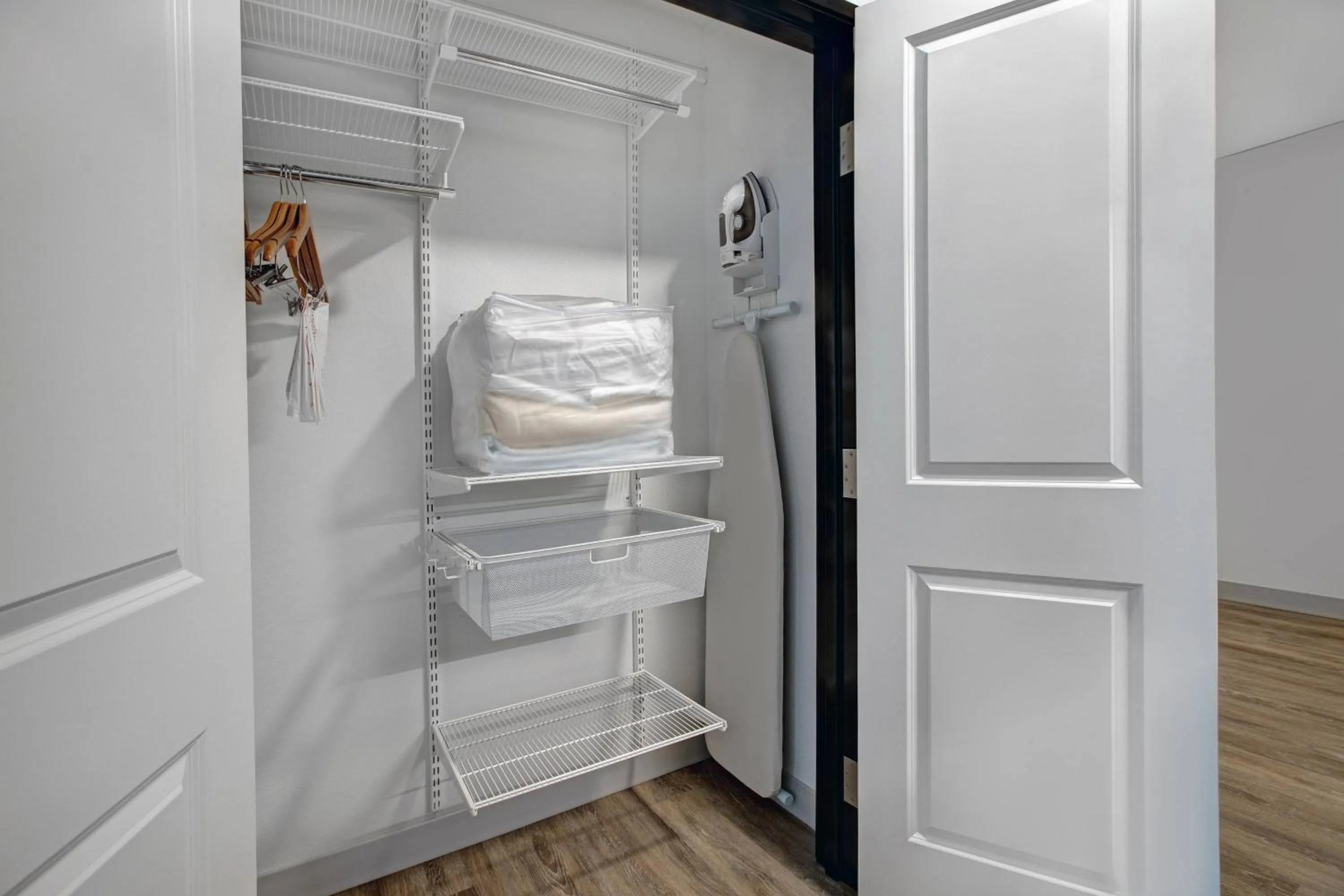 Photo of the whole room in TownePlace Suites by Marriott Phoenix Glendale Sports & Entertainment District